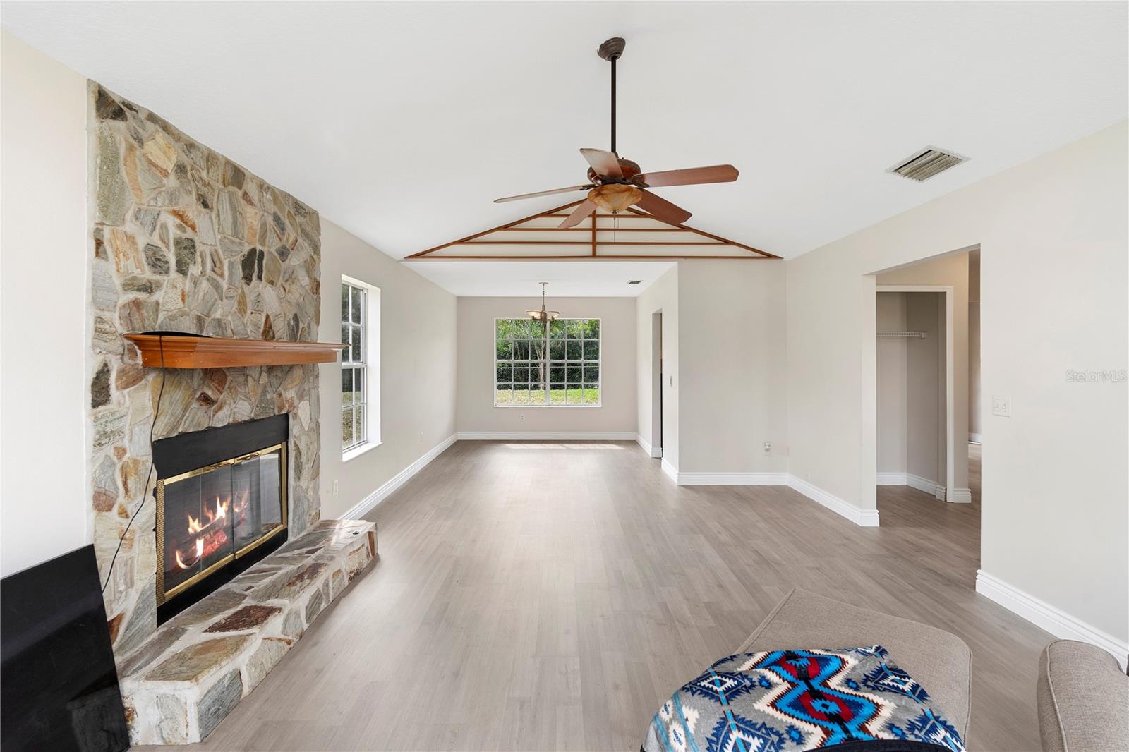 304 HIBISCUS ST, CHULUOTA, FL, 32766