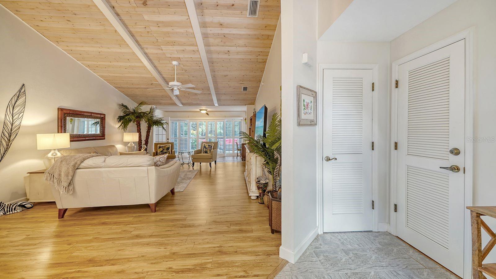 328 WOODS POINT RD, OSPREY, FL, 34229