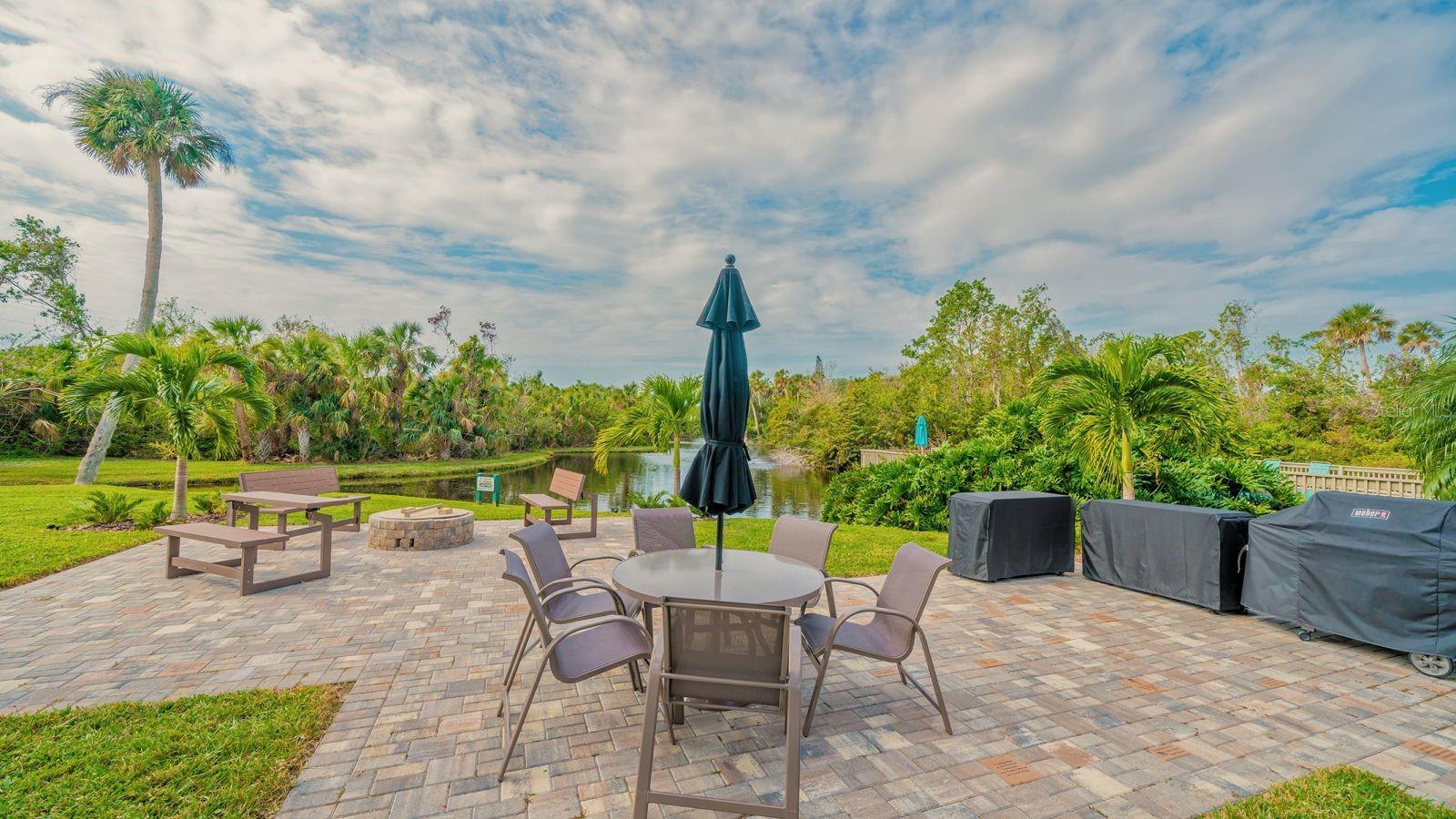 328 WOODS POINT RD, OSPREY, FL, 34229