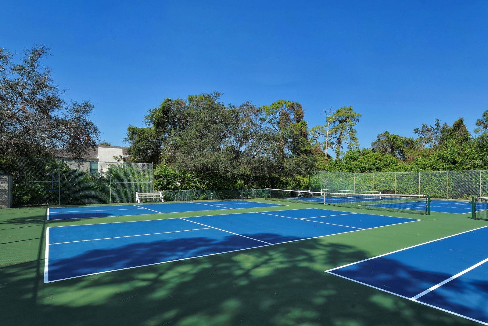 328 WOODS POINT RD, OSPREY, FL, 34229