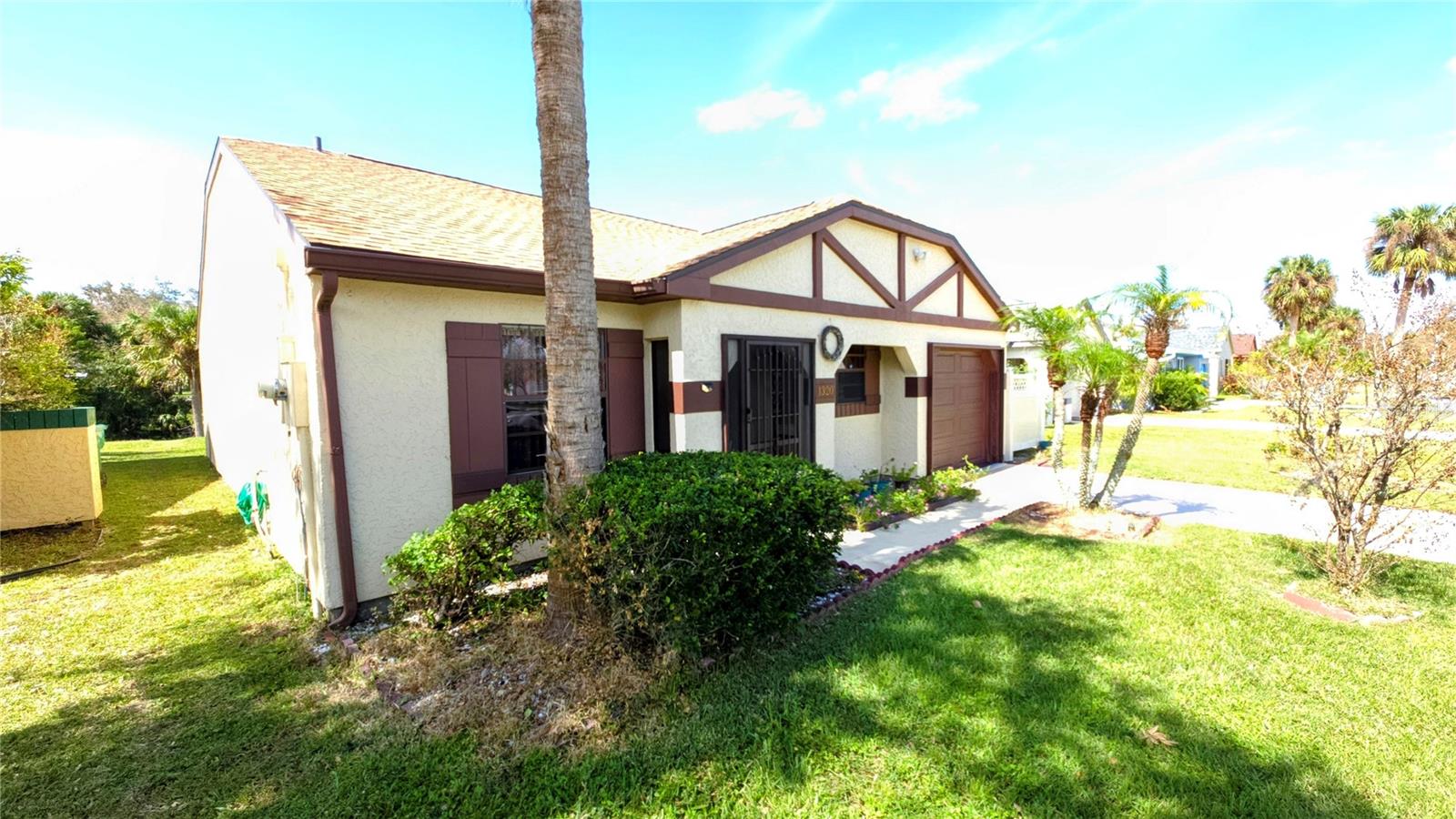 1320 W CORKTREE CIR, PORT CHARLOTTE, FL, 33952