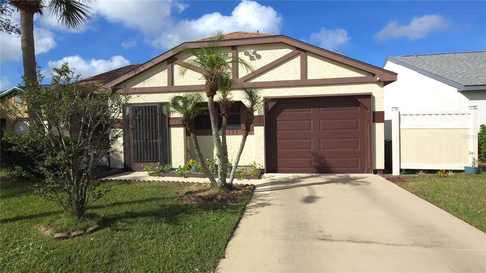 1320 W CORKTREE CIR, PORT CHARLOTTE, FL, 33952