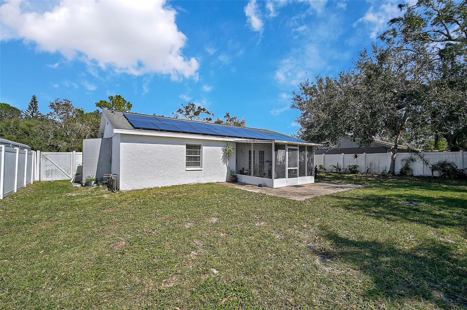 N6134976 Property Photo