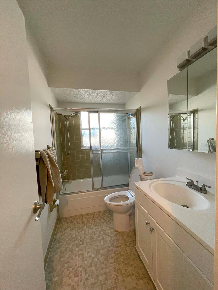 1811 MISSISSIPPI AVE NE, ST PETERSBURG, FL, 33703
