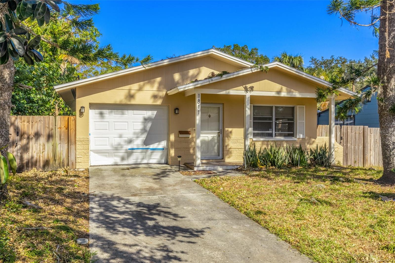 1811 MISSISSIPPI AVE NE, ST PETERSBURG, FL, 33703