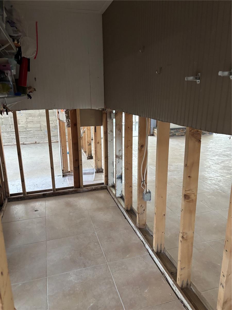 5256 DOVER ST NE, SAINT PETERSBURG, FL, 33703