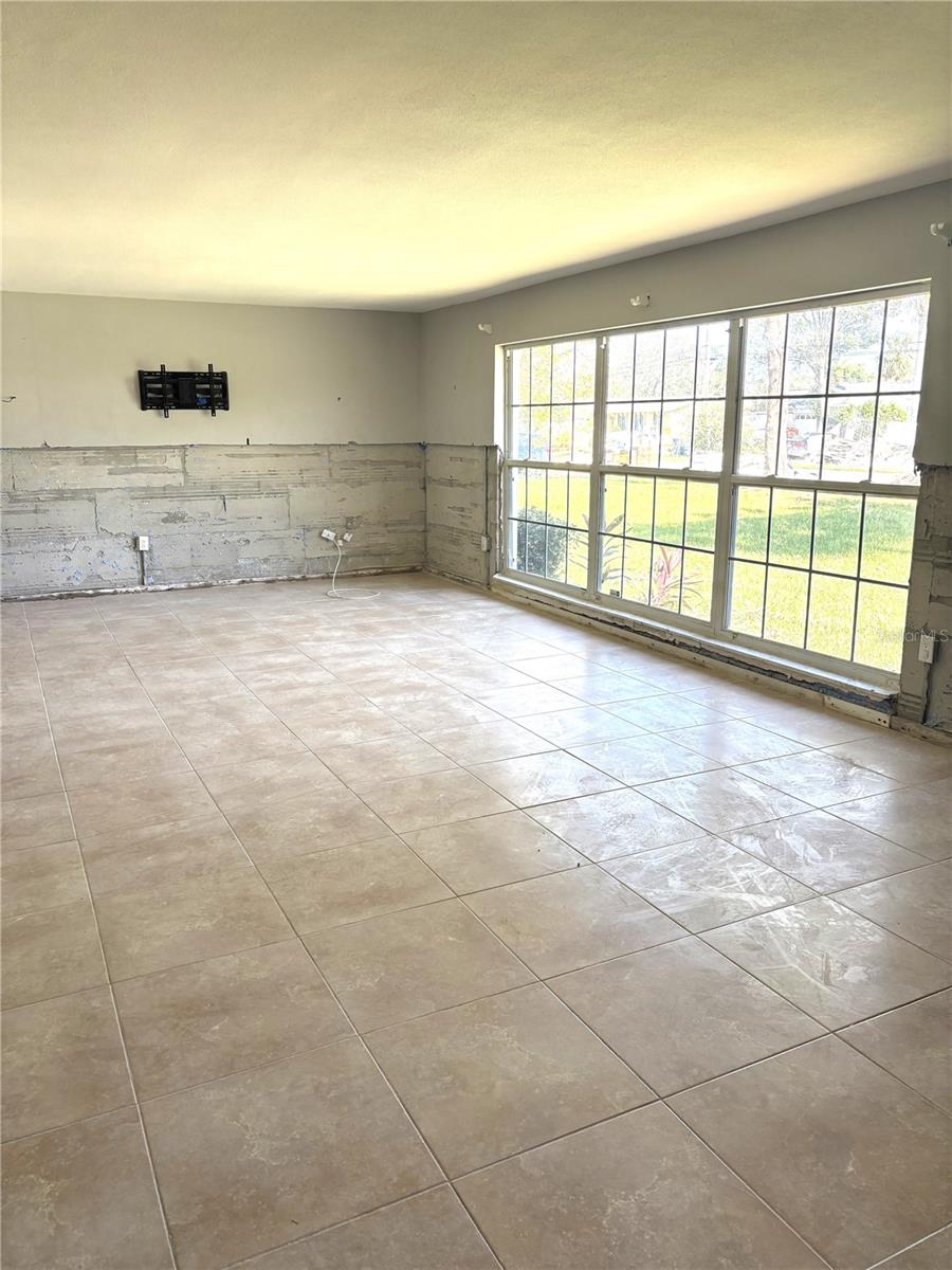 5256 DOVER ST NE, SAINT PETERSBURG, FL, 33703