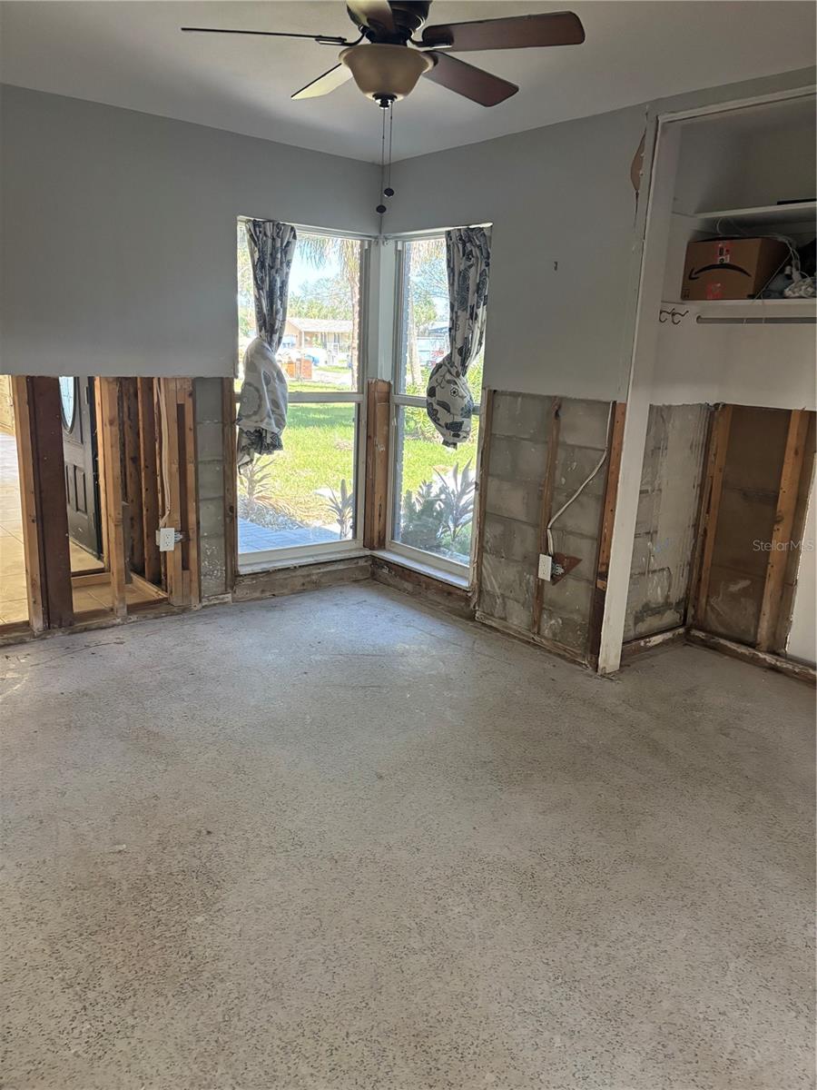 5256 DOVER ST NE, SAINT PETERSBURG, FL, 33703