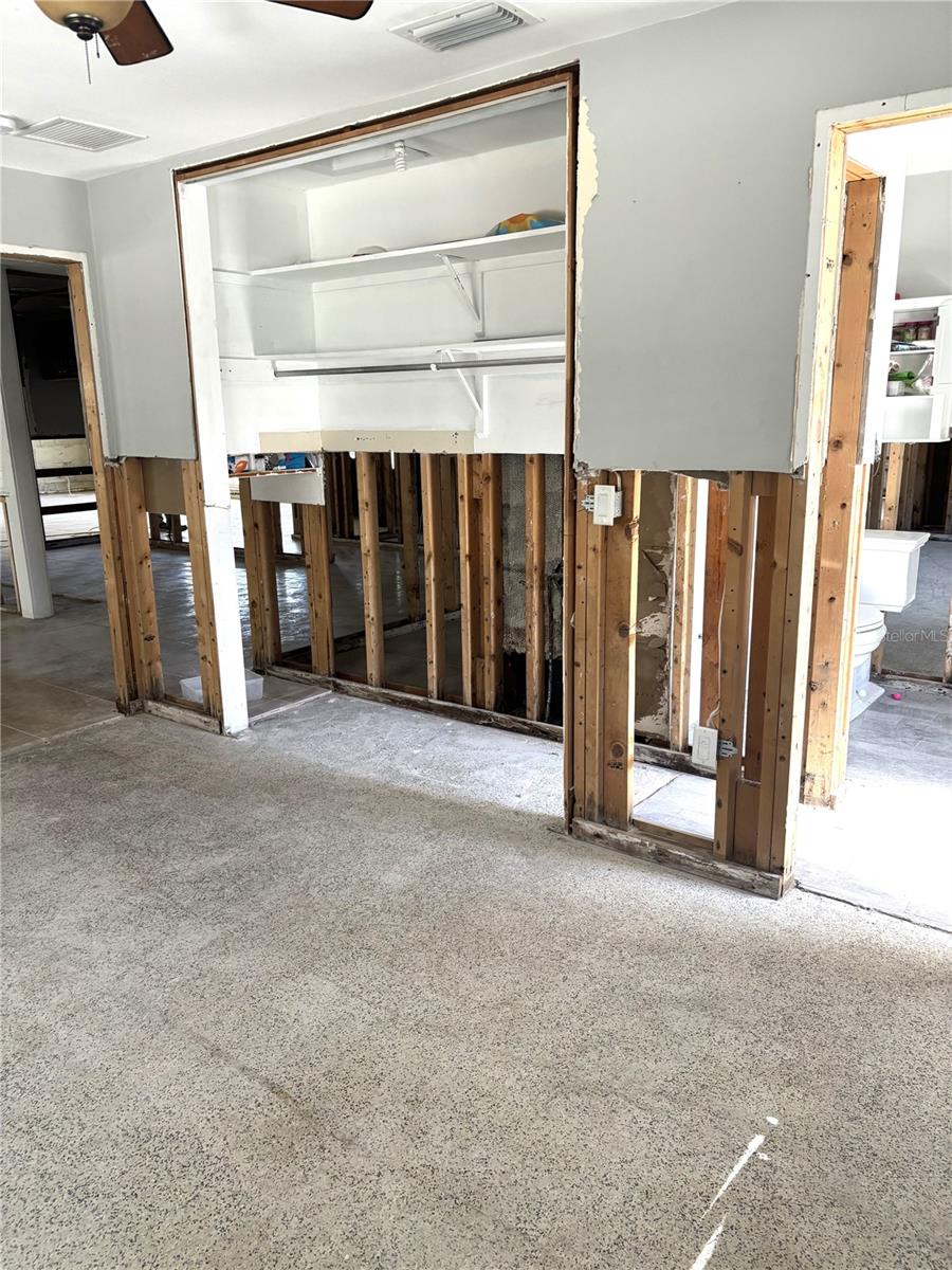 5256 DOVER ST NE, SAINT PETERSBURG, FL, 33703