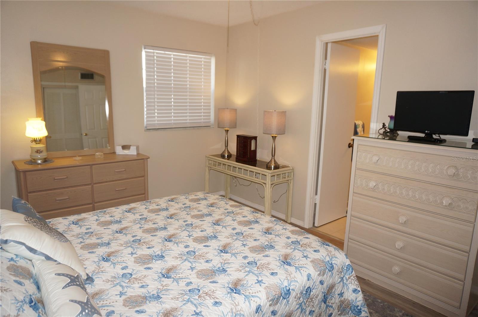 C7499218 Property Photo