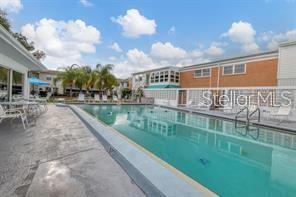 C7499218 Property Photo