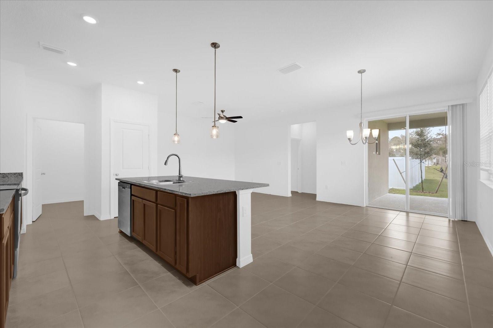 8626 CARIBBEAN PINE WAY, LAKELAND, FL, 33809