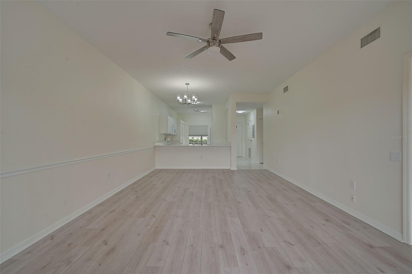 4210 CADDIE DR E #102, BRADENTON, FL, 34203