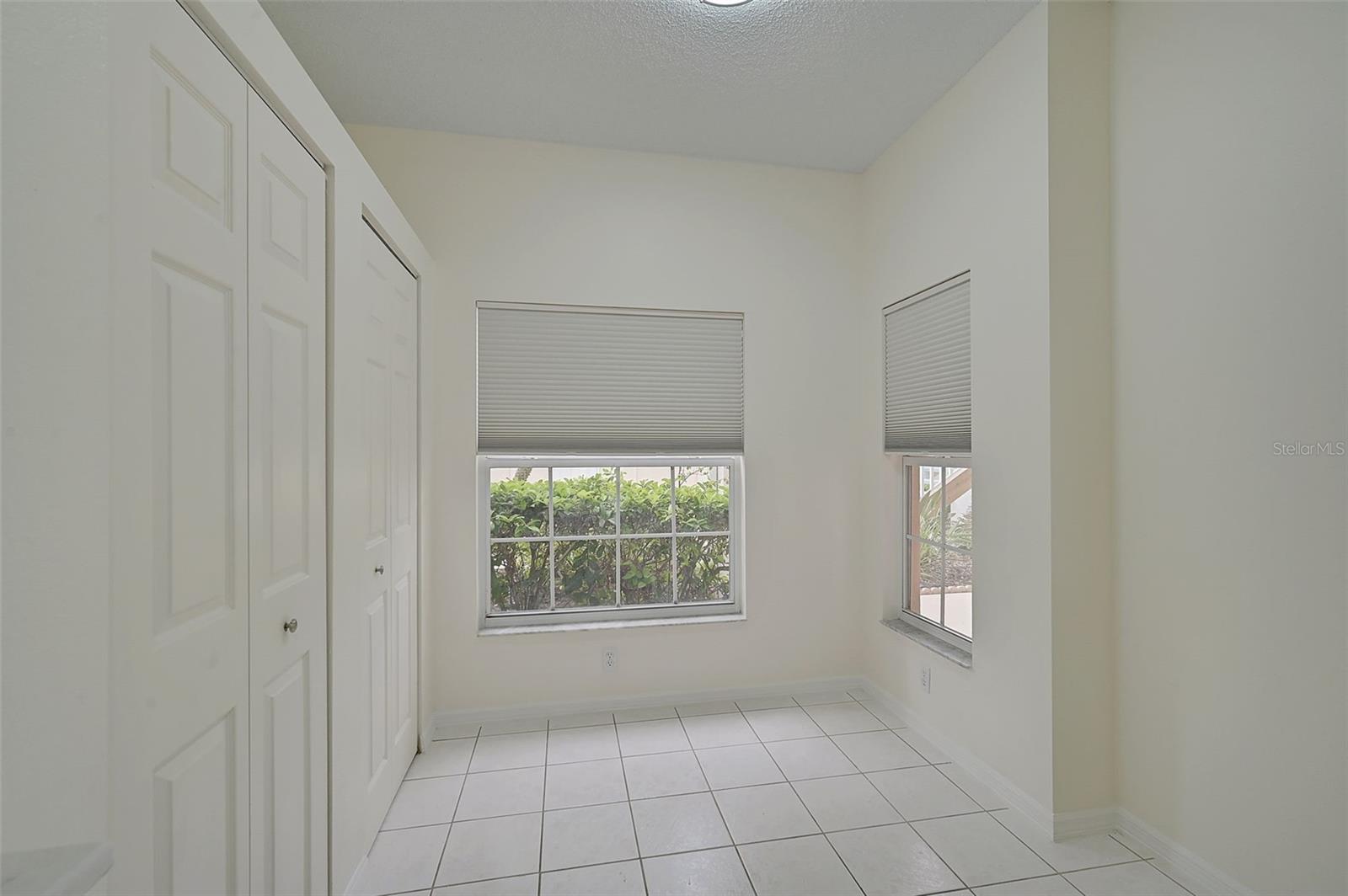 4210 CADDIE DR E #102, BRADENTON, FL, 34203