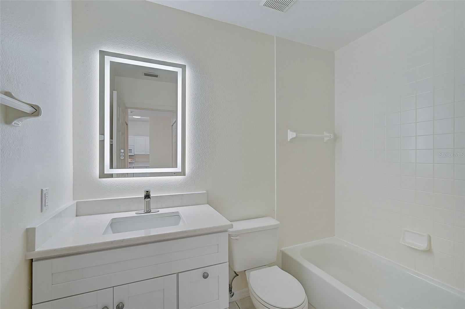 4210 CADDIE DR E #102, BRADENTON, FL, 34203