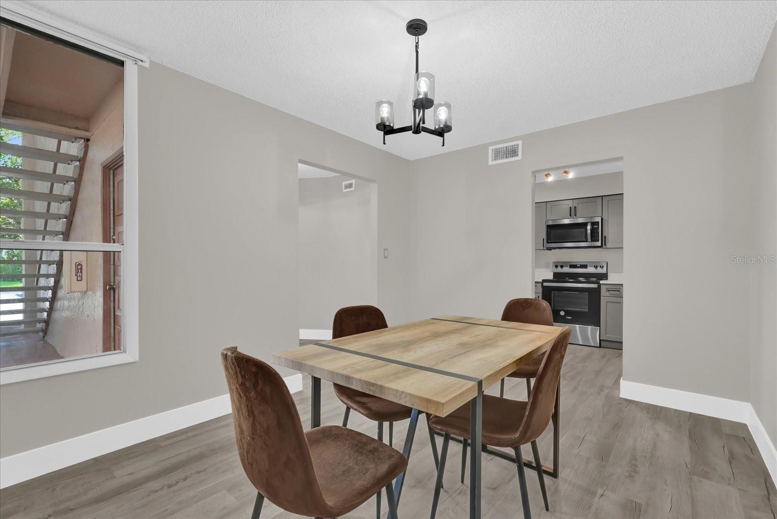 544 ORANGE DR #10, ALTAMONTE SPRINGS, FL, 32701