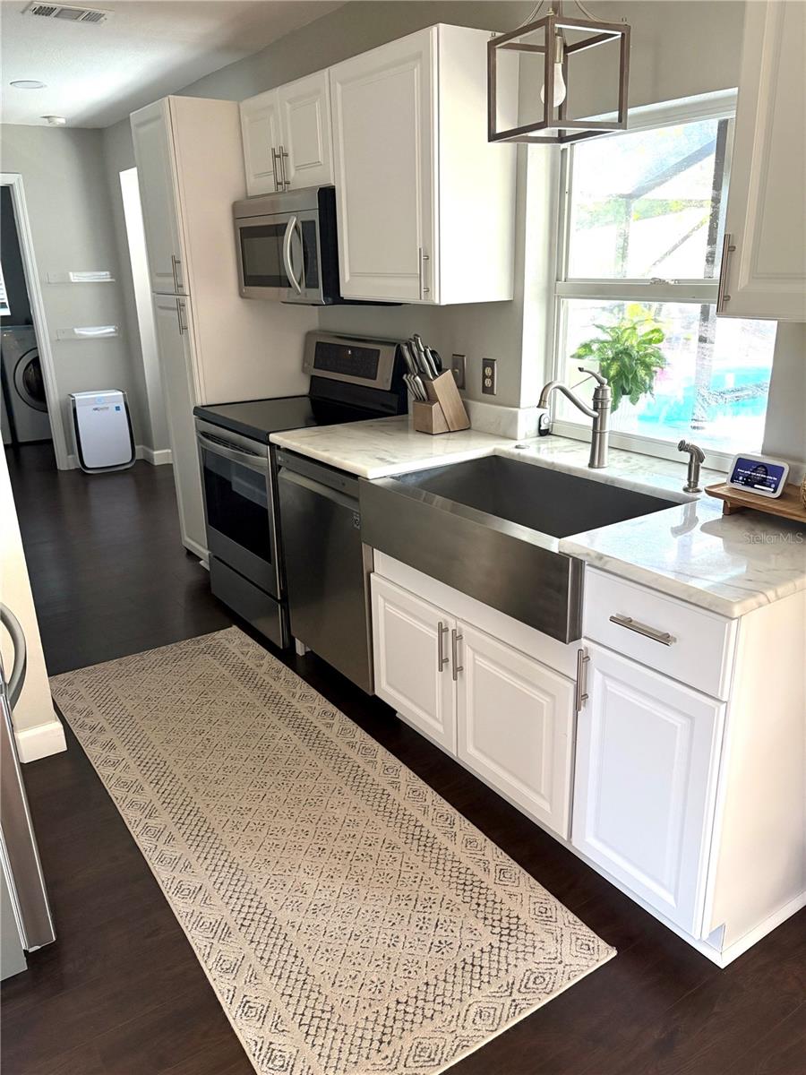 1594 S CHAMBERLAIN BLVD, NORTH PORT, FL, 34286