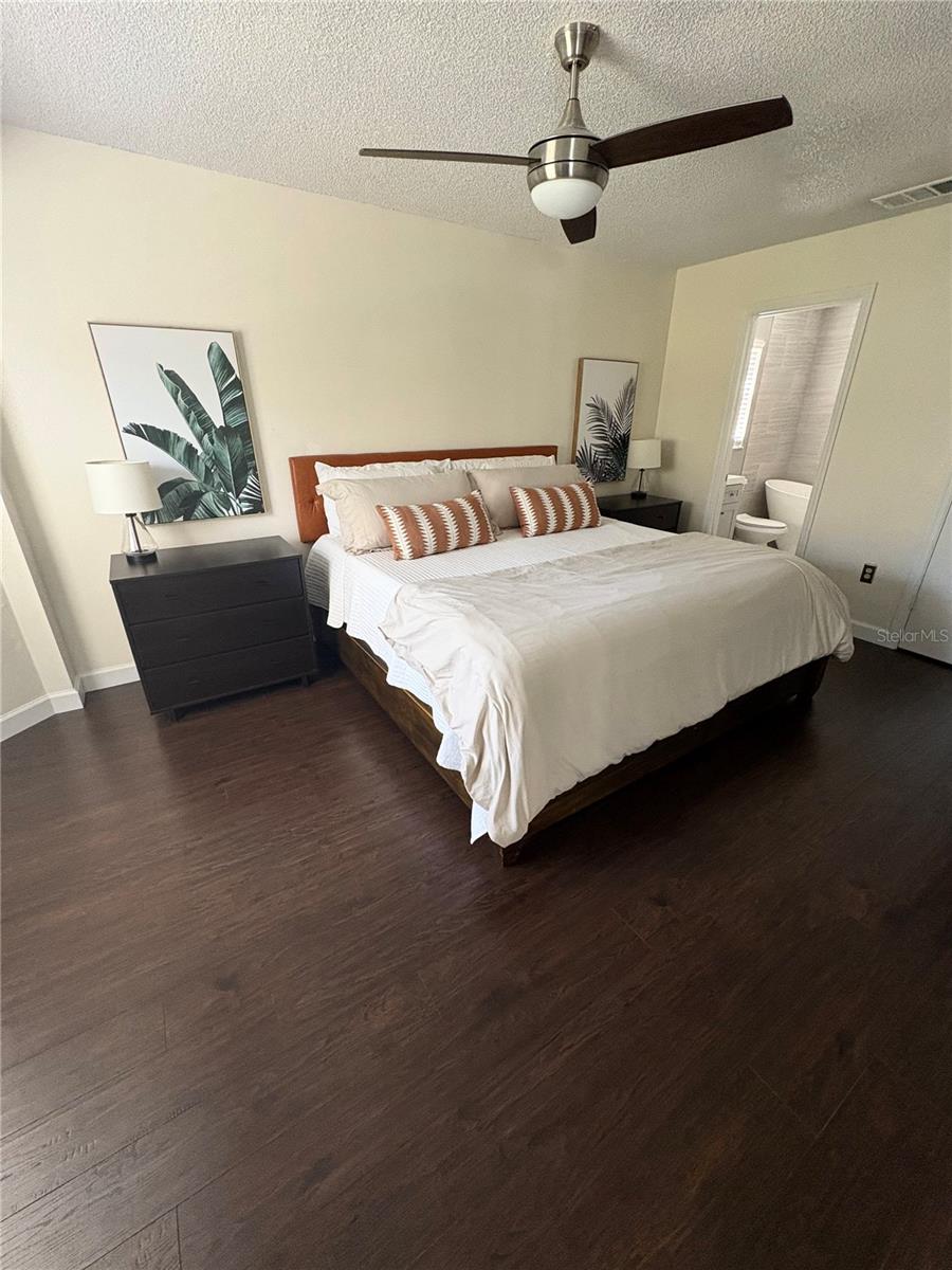 1594 S CHAMBERLAIN BLVD, NORTH PORT, FL, 34286