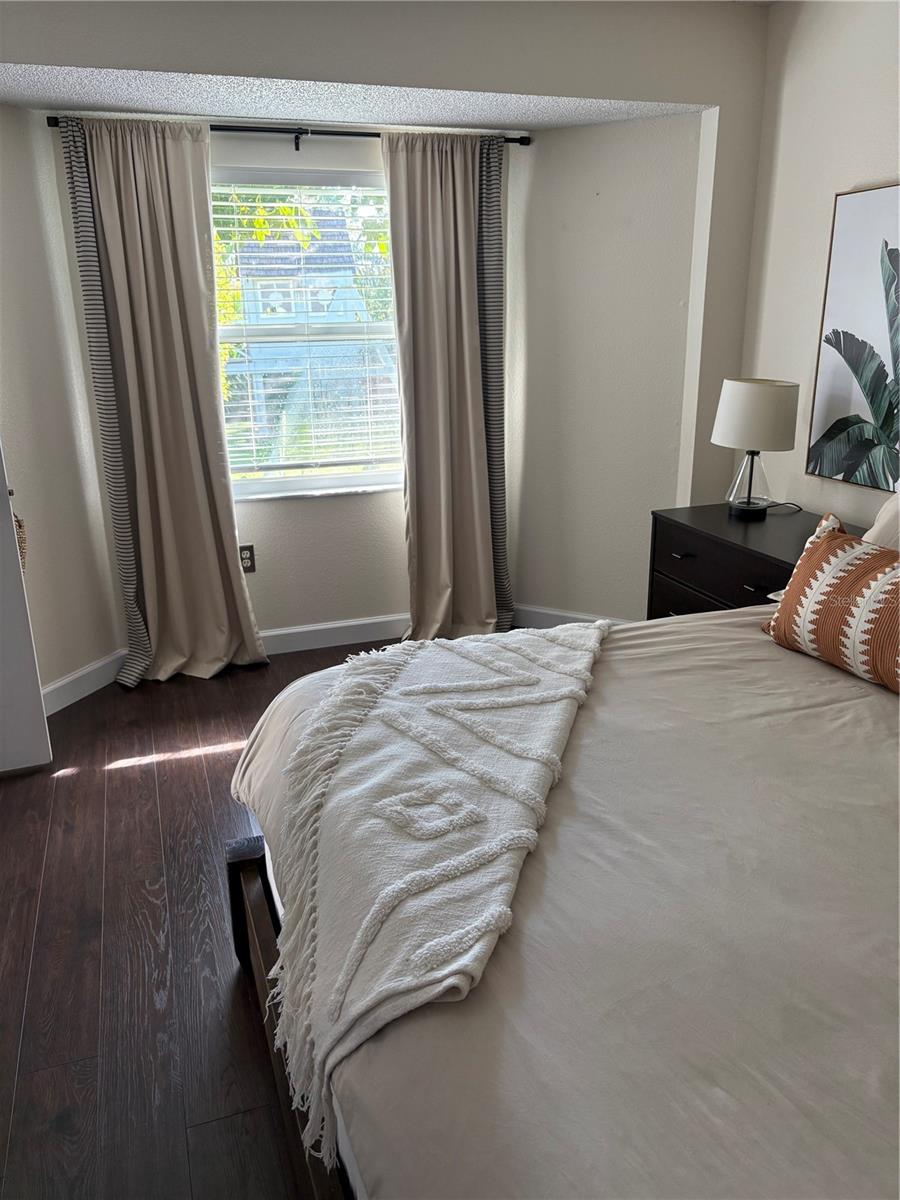 1594 S CHAMBERLAIN BLVD, NORTH PORT, FL, 34286