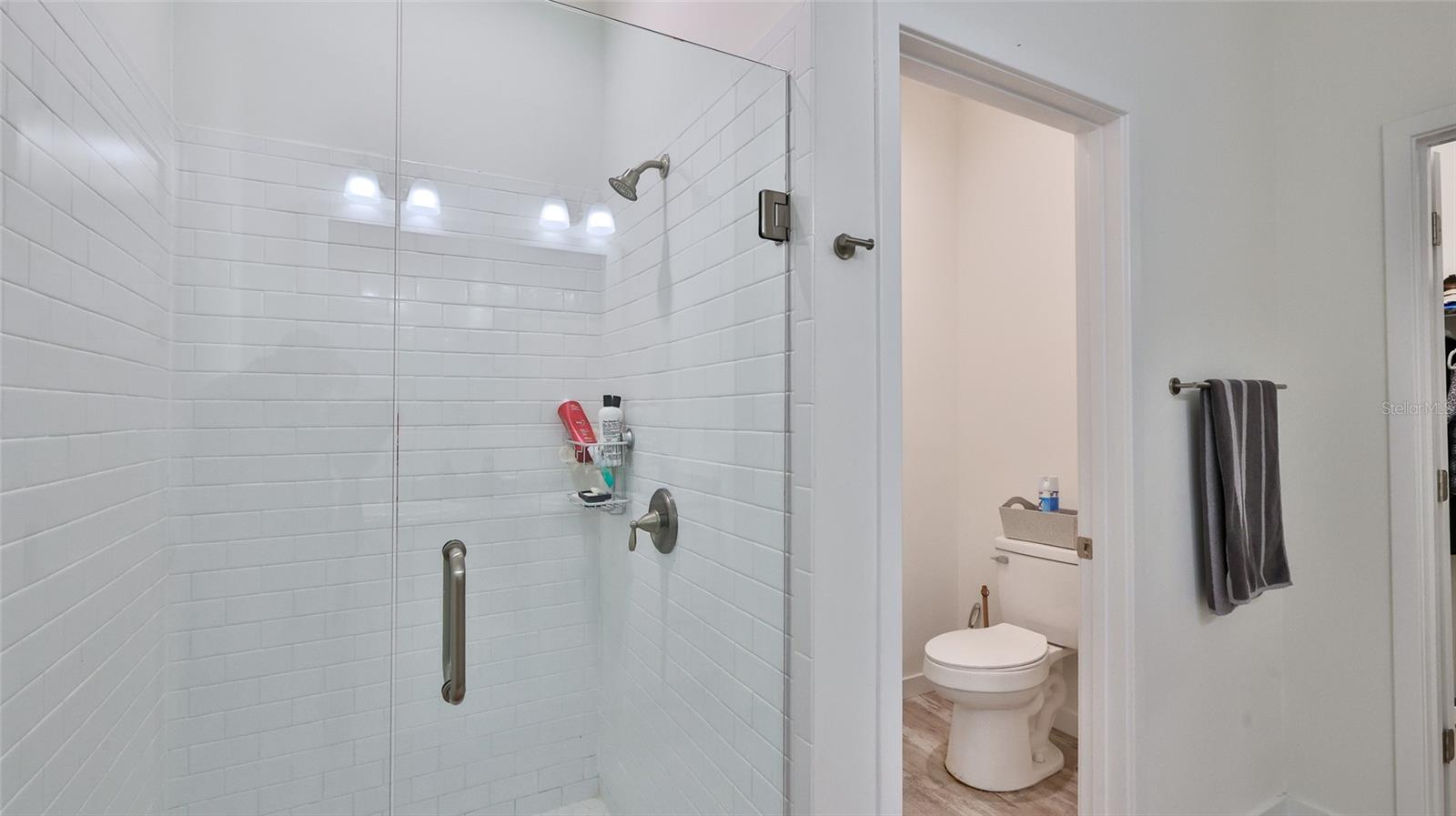 2310 QUEEN PALM DR, EDGEWATER, FL, 32141