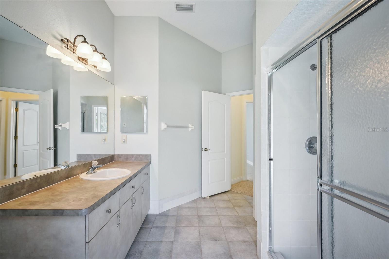 15840 OAKCREST CIR, BROOKSVILLE, FL, 34604