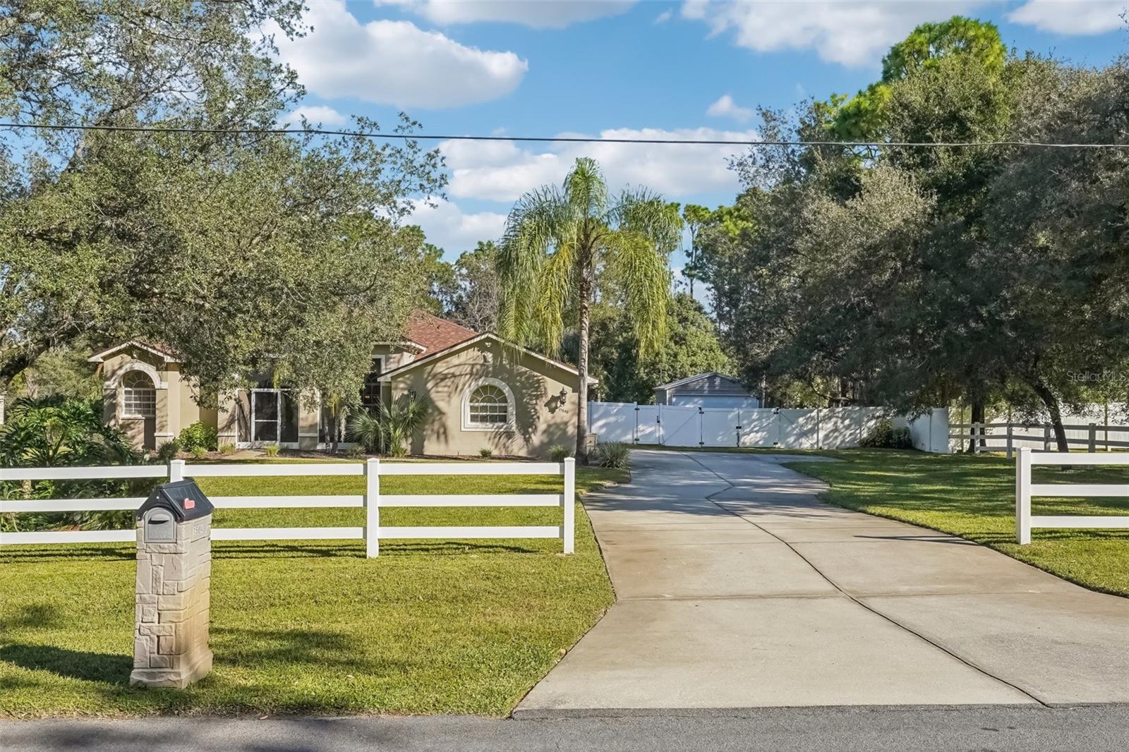 15840 OAKCREST CIR, BROOKSVILLE, FL, 34604