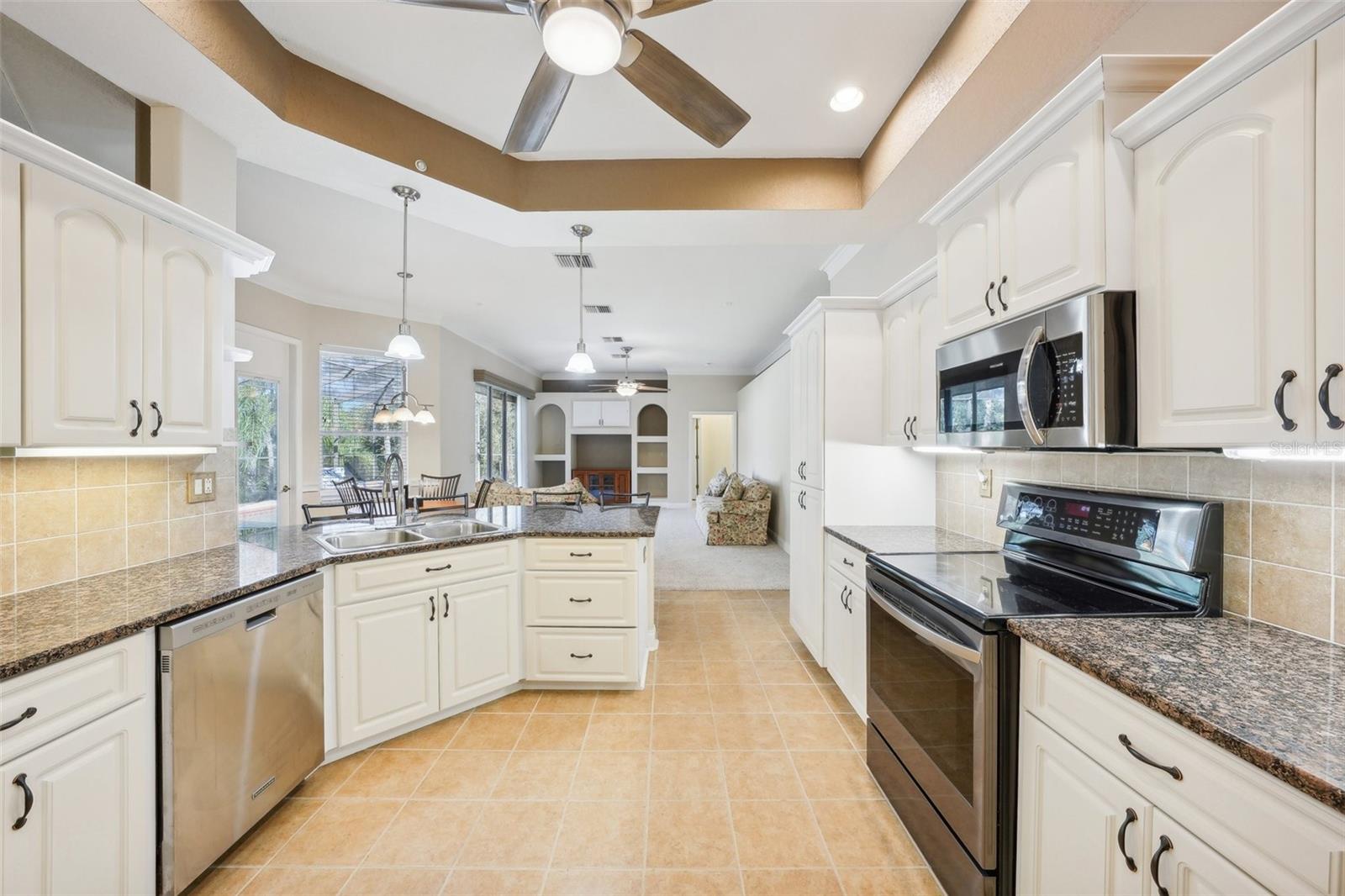 15840 OAKCREST CIR, BROOKSVILLE, FL, 34604
