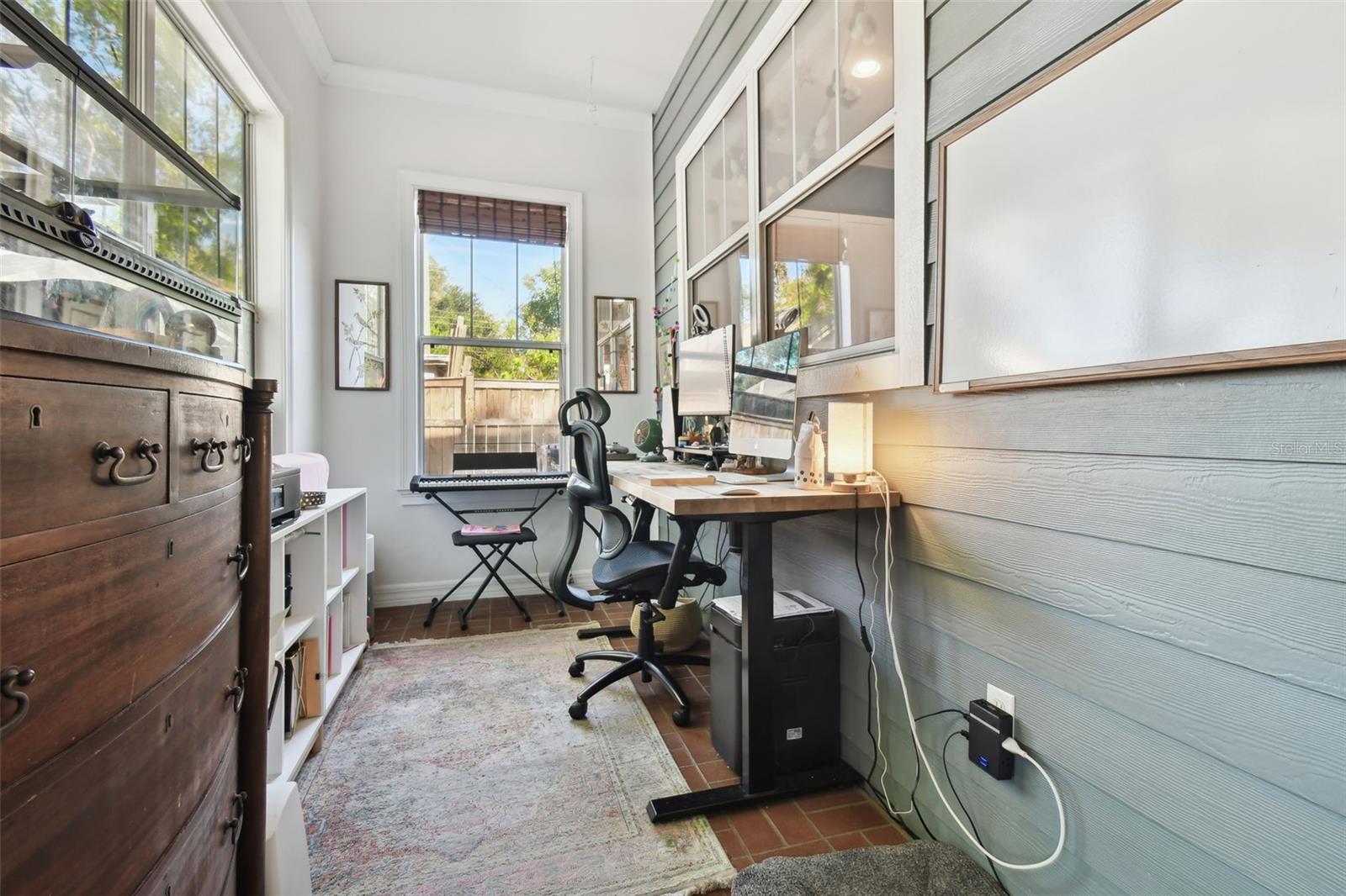 303 W NORTH BAY ST, TAMPA, FL, 33603