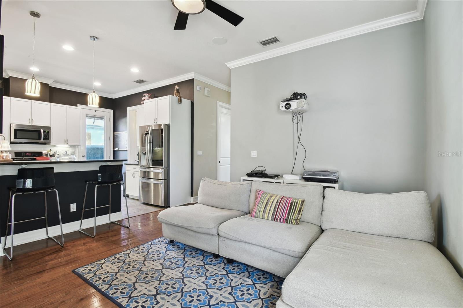 303 W NORTH BAY ST, TAMPA, FL, 33603