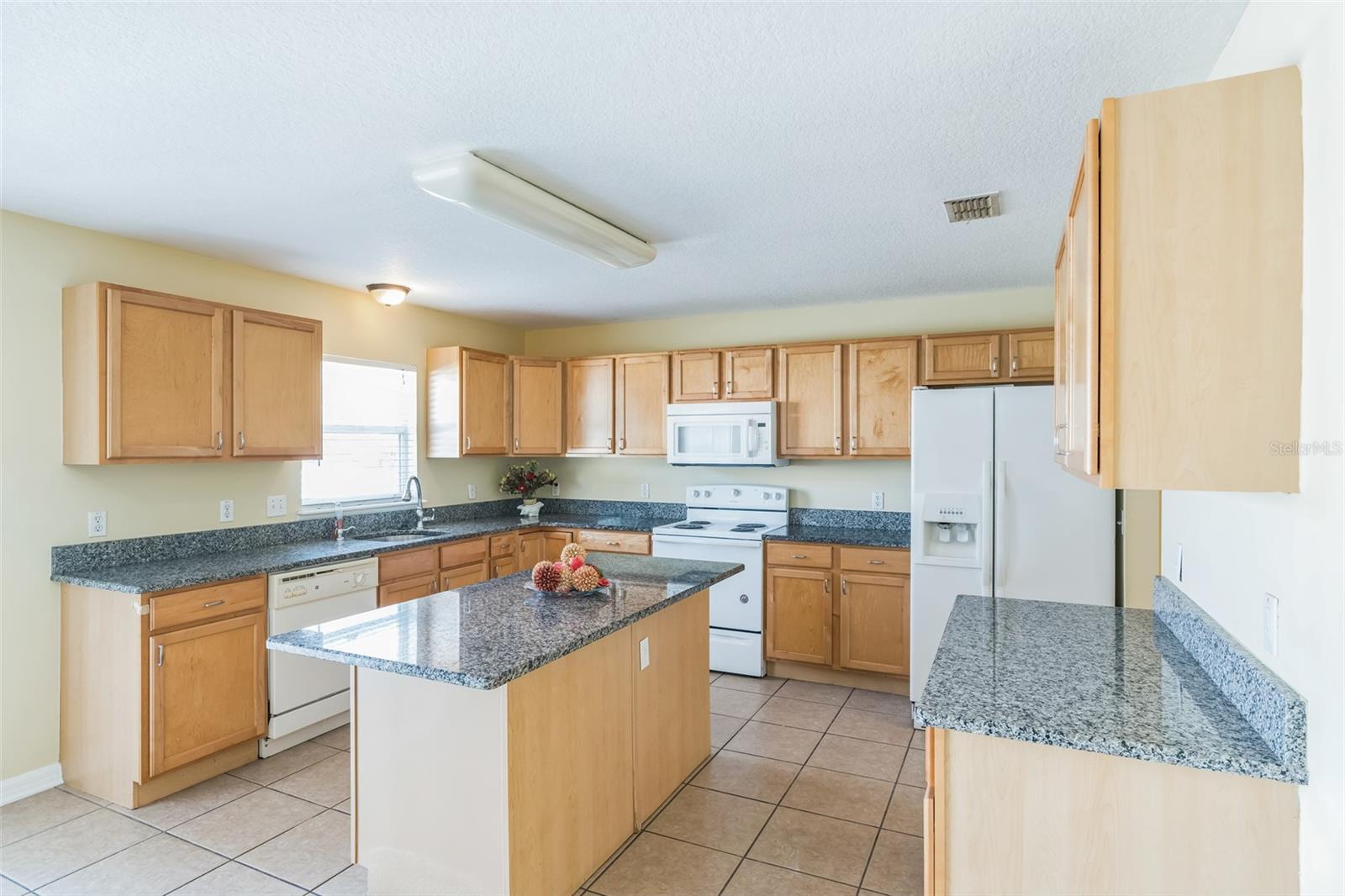 3329 WHITE BLOSSOM LN, CLERMONT, FL, 34711