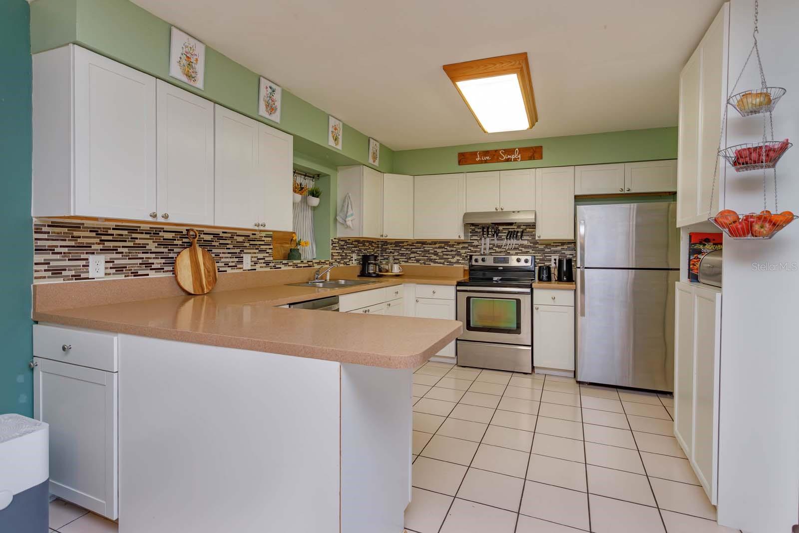 1212 RUSSELL DR, OCOEE, FL, 34761
