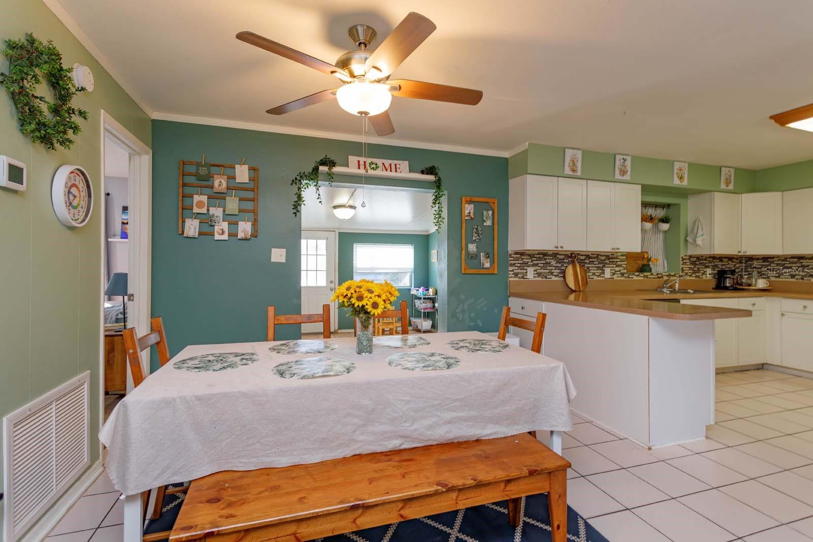 1212 RUSSELL DR, OCOEE, FL, 34761