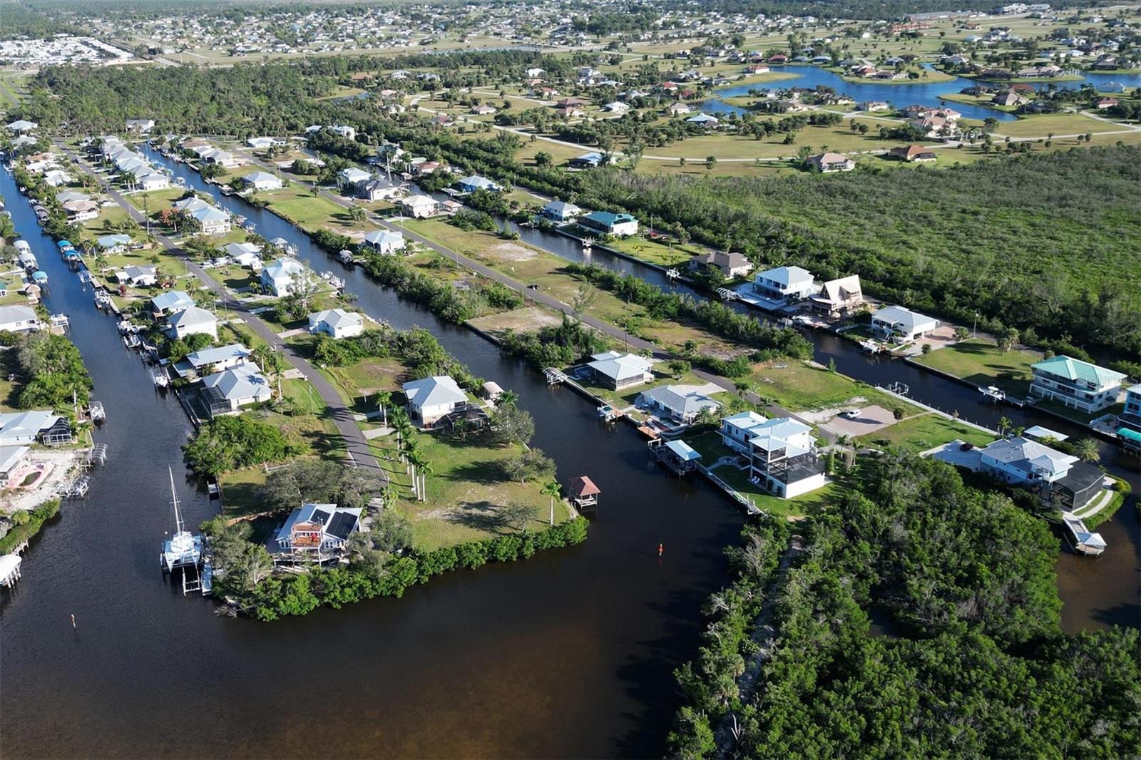 24190 BLACKBEARD BLVD, PUNTA GORDA, FL, 33955