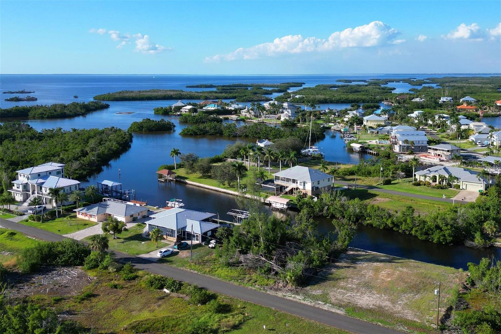 24190 BLACKBEARD BLVD, PUNTA GORDA, FL, 33955
