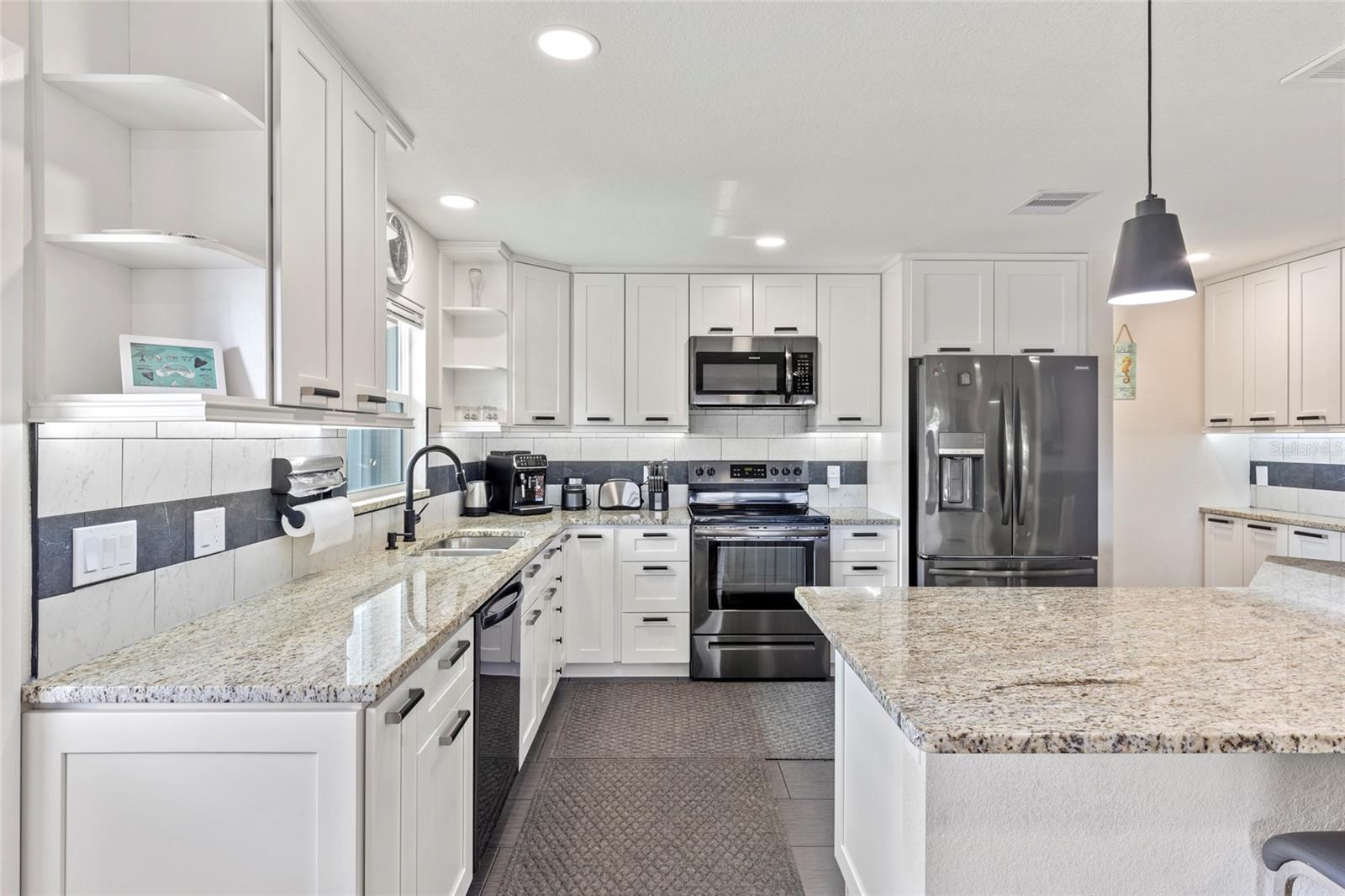 132 CONCORD DR NE, PORT CHARLOTTE, FL, 33952