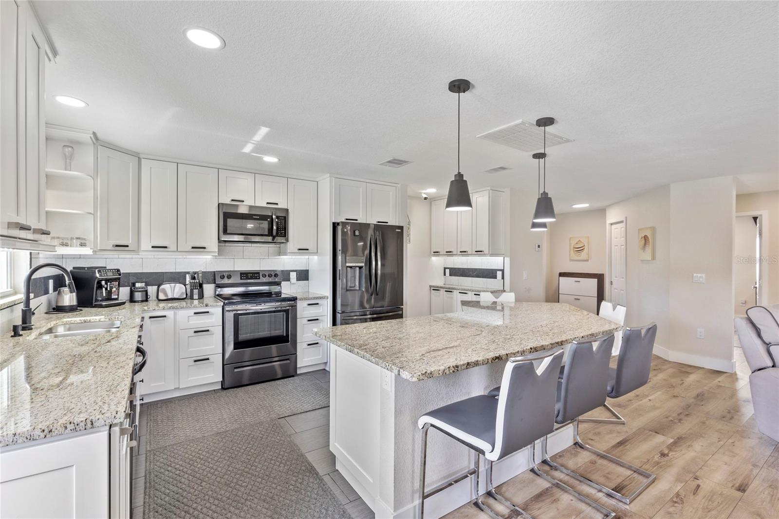 132 CONCORD DR NE, PORT CHARLOTTE, FL, 33952