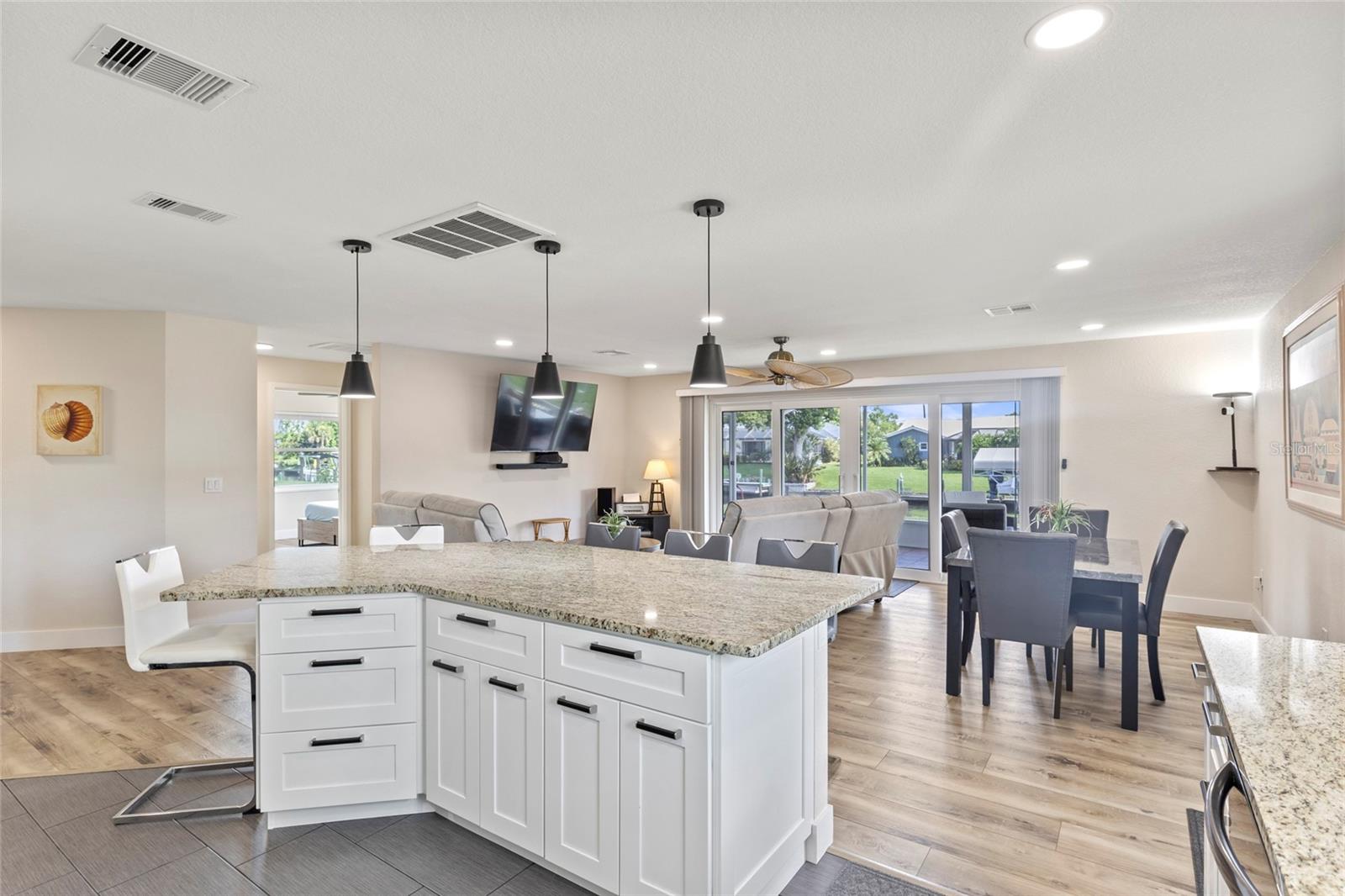 132 CONCORD DR NE, PORT CHARLOTTE, FL, 33952