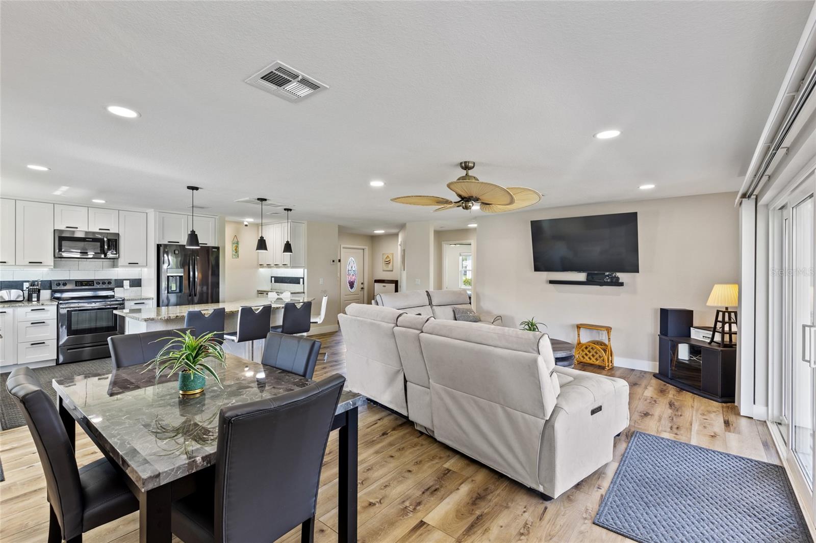 132 CONCORD DR NE, PORT CHARLOTTE, FL, 33952