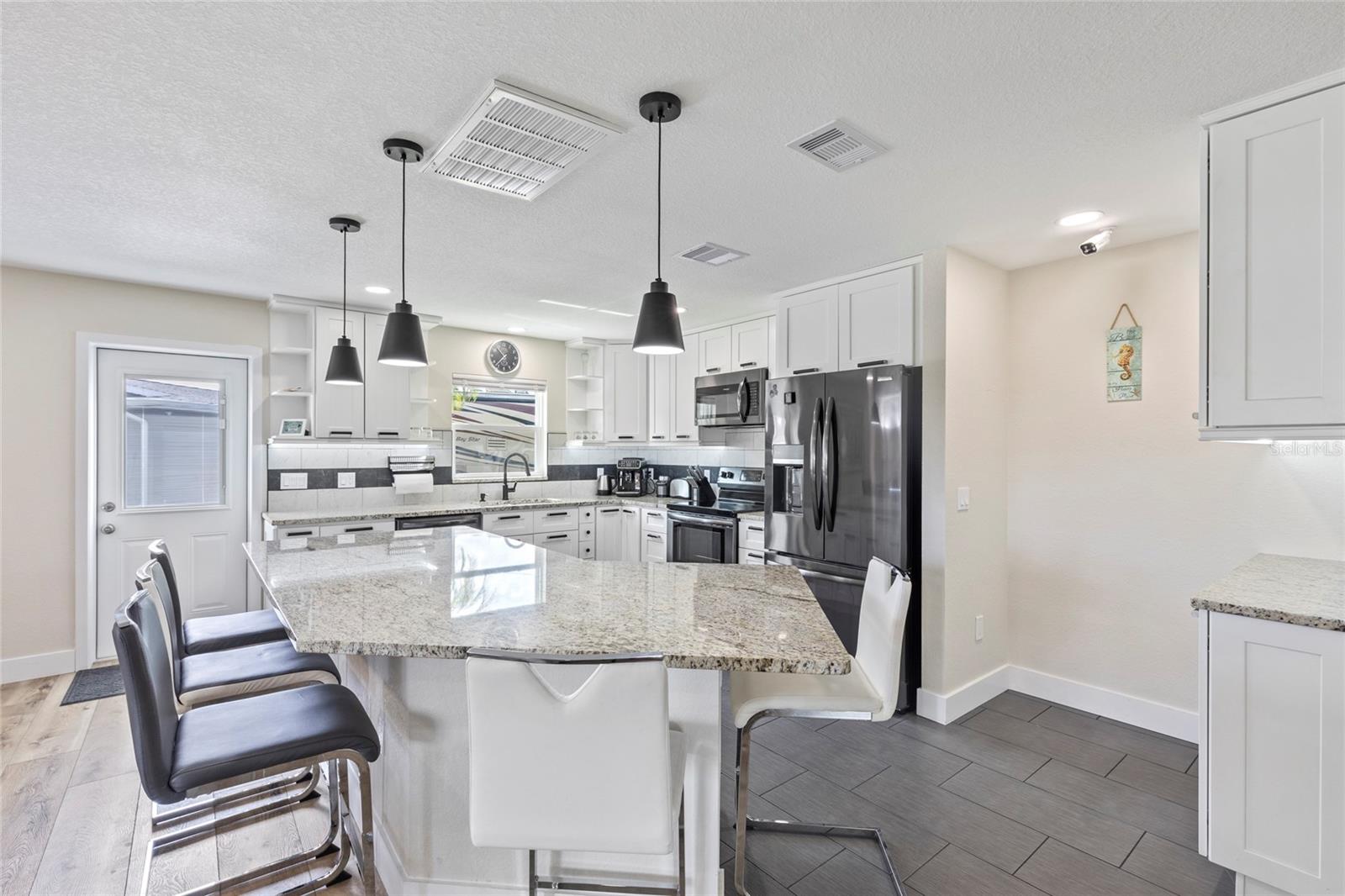 132 CONCORD DR NE, PORT CHARLOTTE, FL, 33952