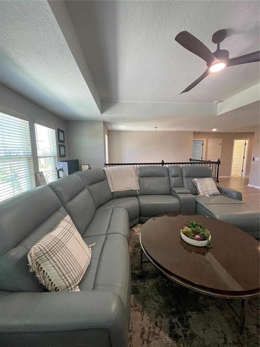 7728 BRONZE OAK DR, WESLEY CHAPEL, FL, 33545