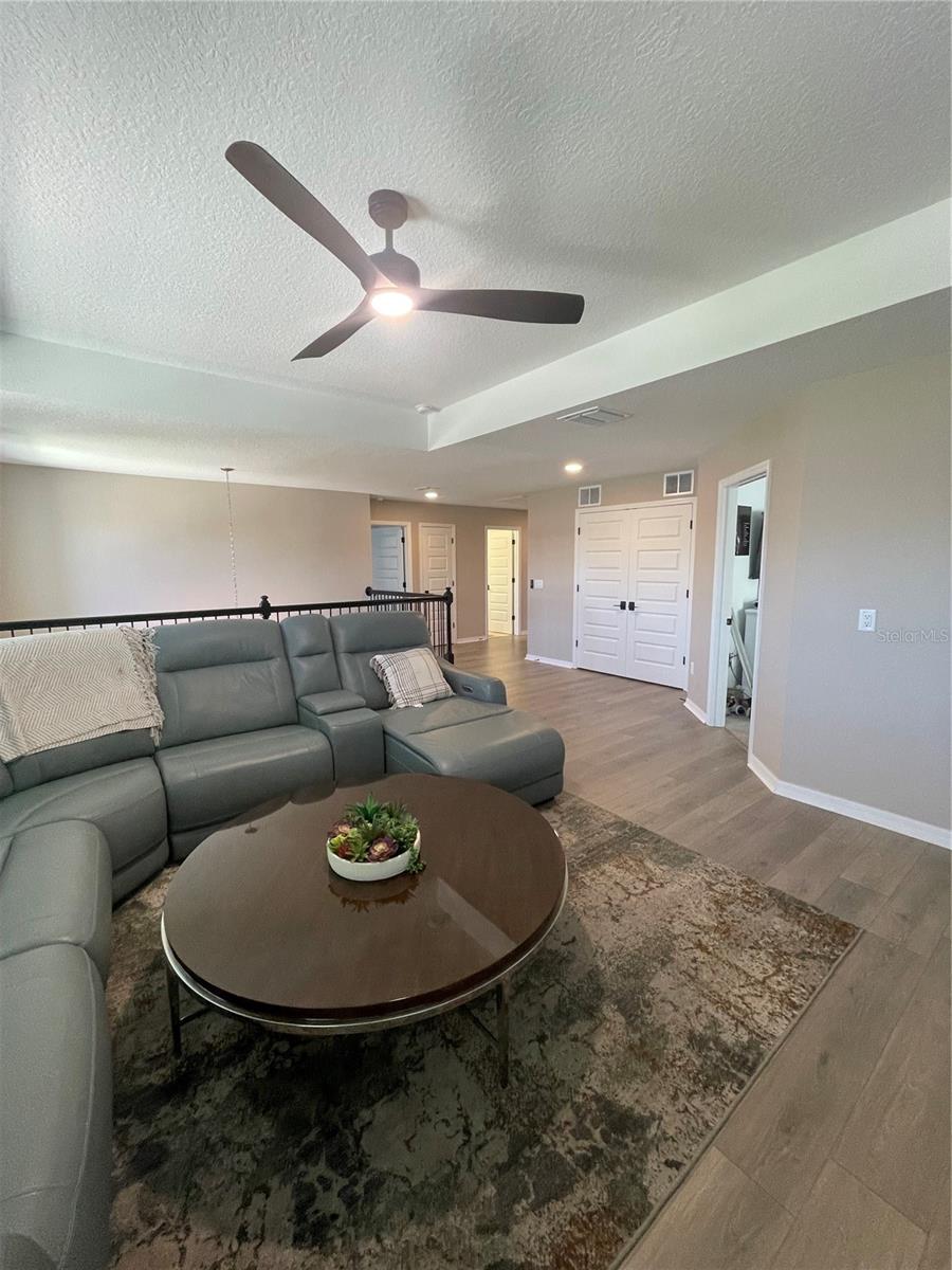 7728 BRONZE OAK DR, WESLEY CHAPEL, FL, 33545