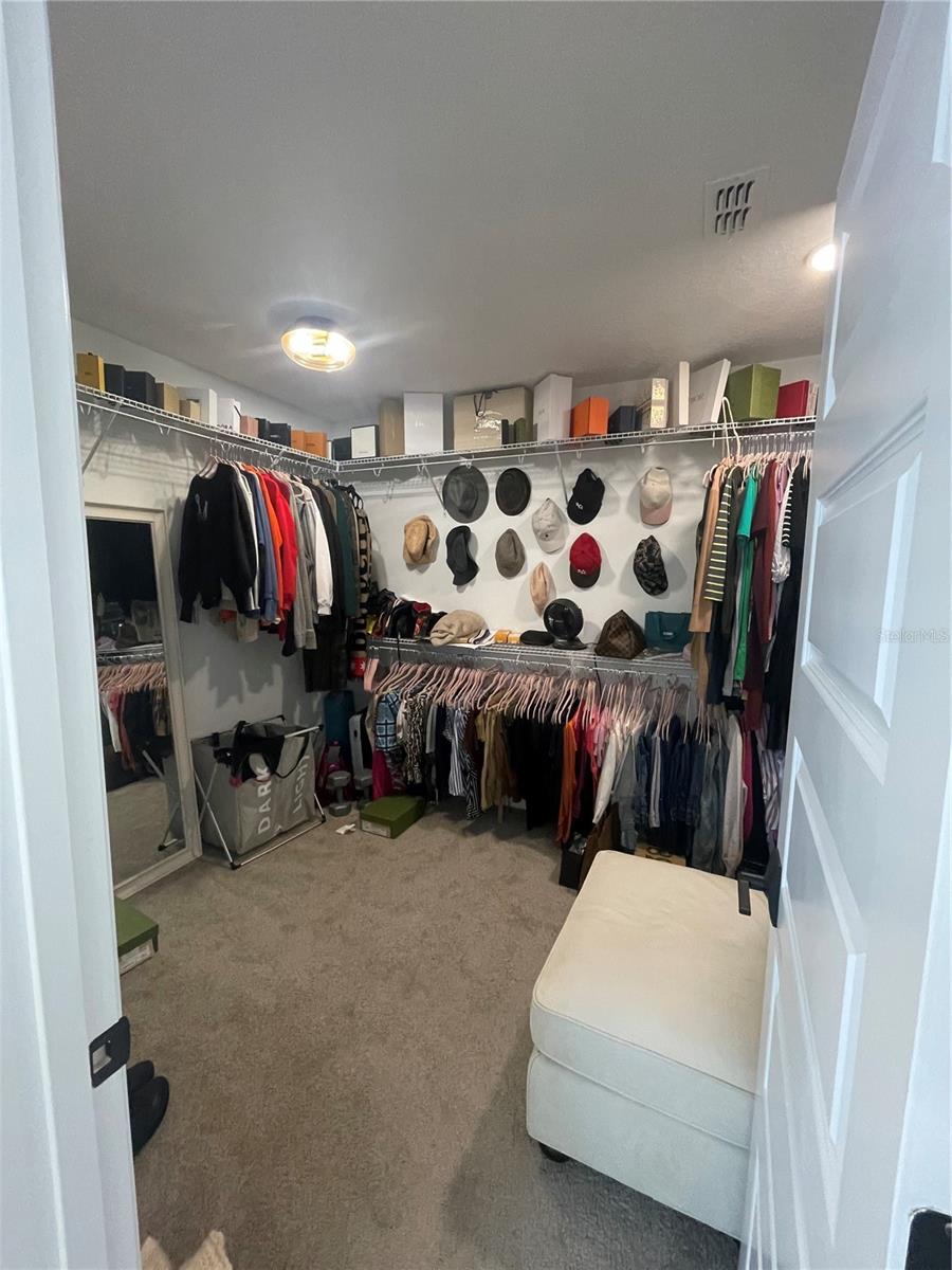 7728 BRONZE OAK DR, WESLEY CHAPEL, FL, 33545