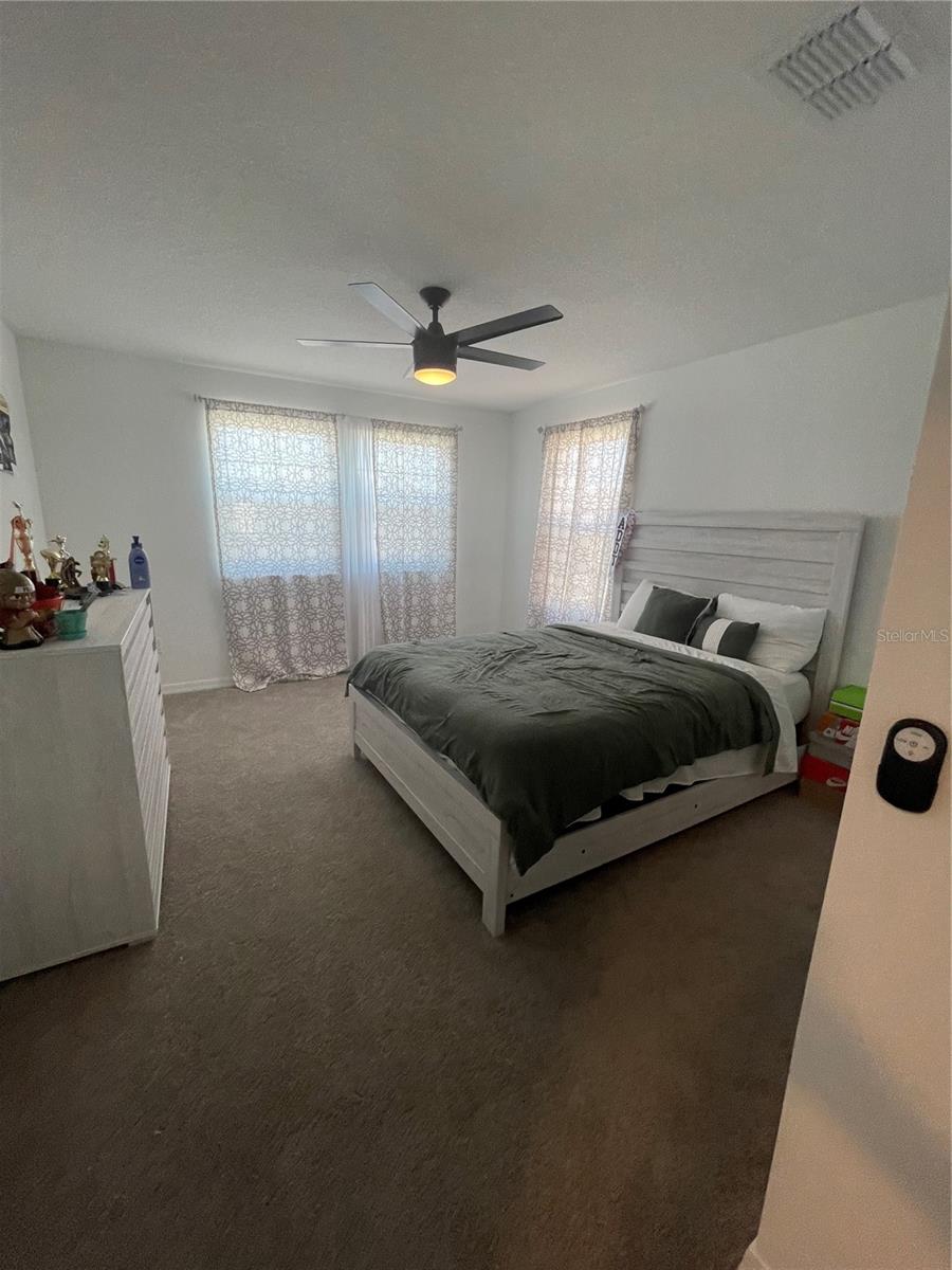 7728 BRONZE OAK DR, WESLEY CHAPEL, FL, 33545