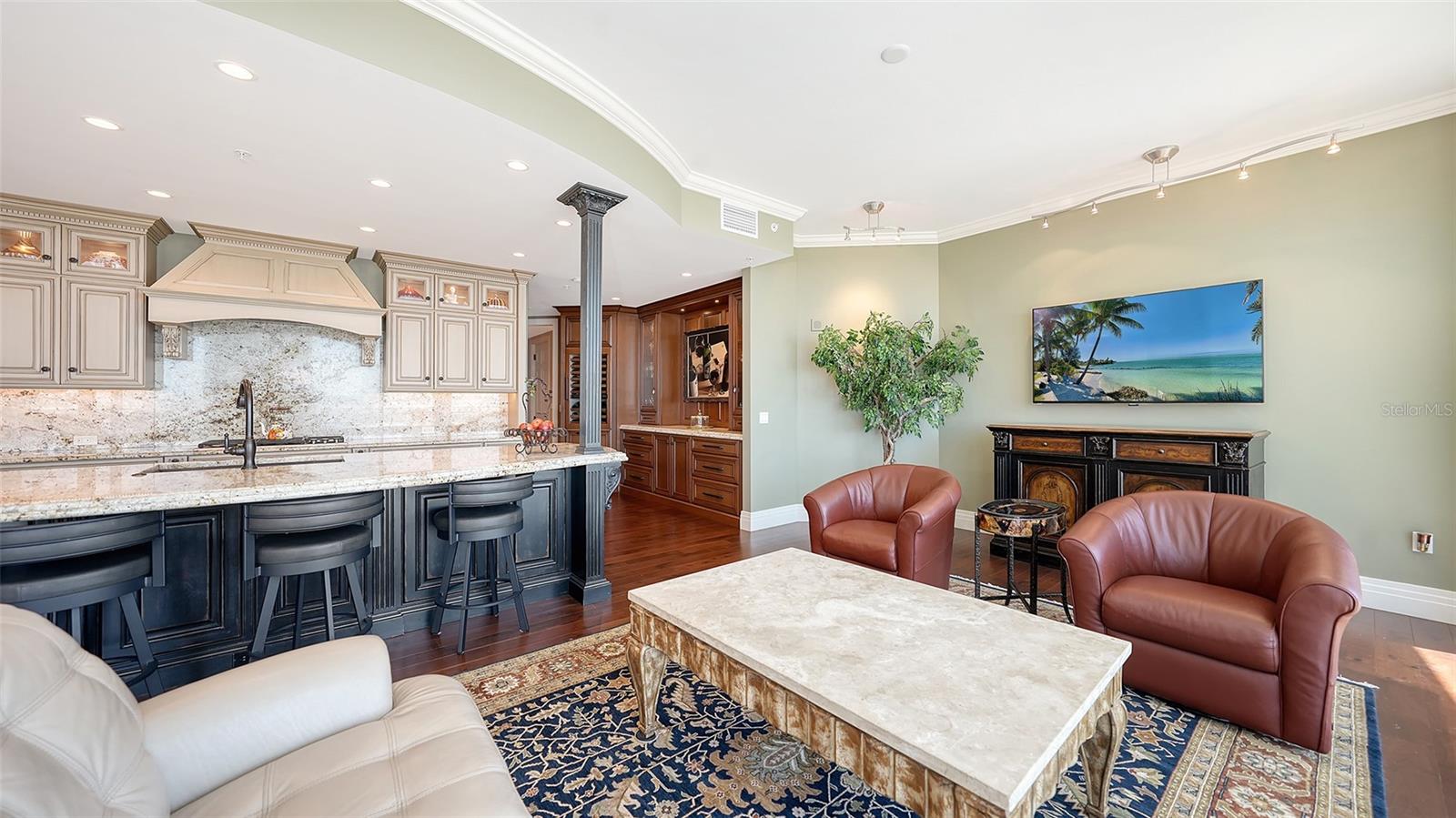 1233 N GULFSTREAM AVE #1001, SARASOTA, FL, 34236