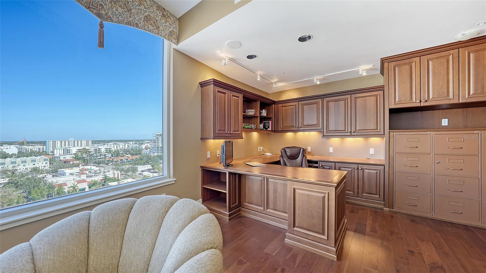1233 N GULFSTREAM AVE #1001, SARASOTA, FL, 34236