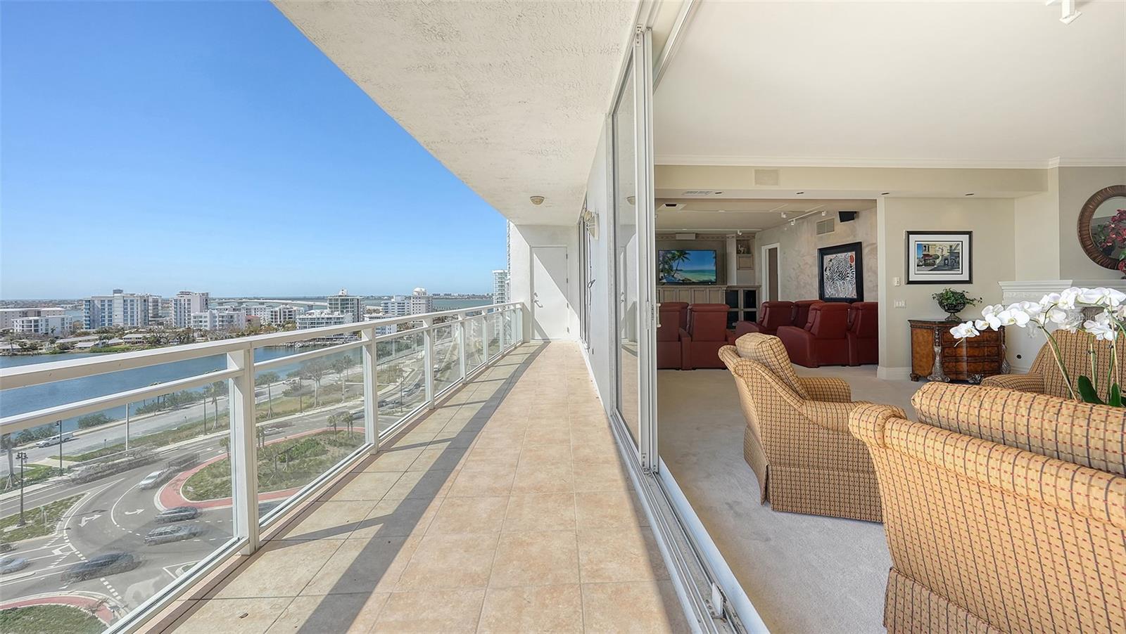 1233 N GULFSTREAM AVE #1001, SARASOTA, FL, 34236