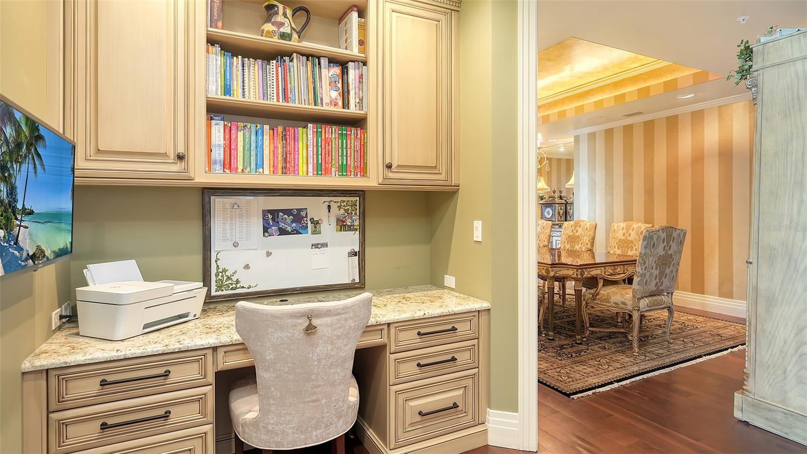 1233 N GULFSTREAM AVE #1001, SARASOTA, FL, 34236