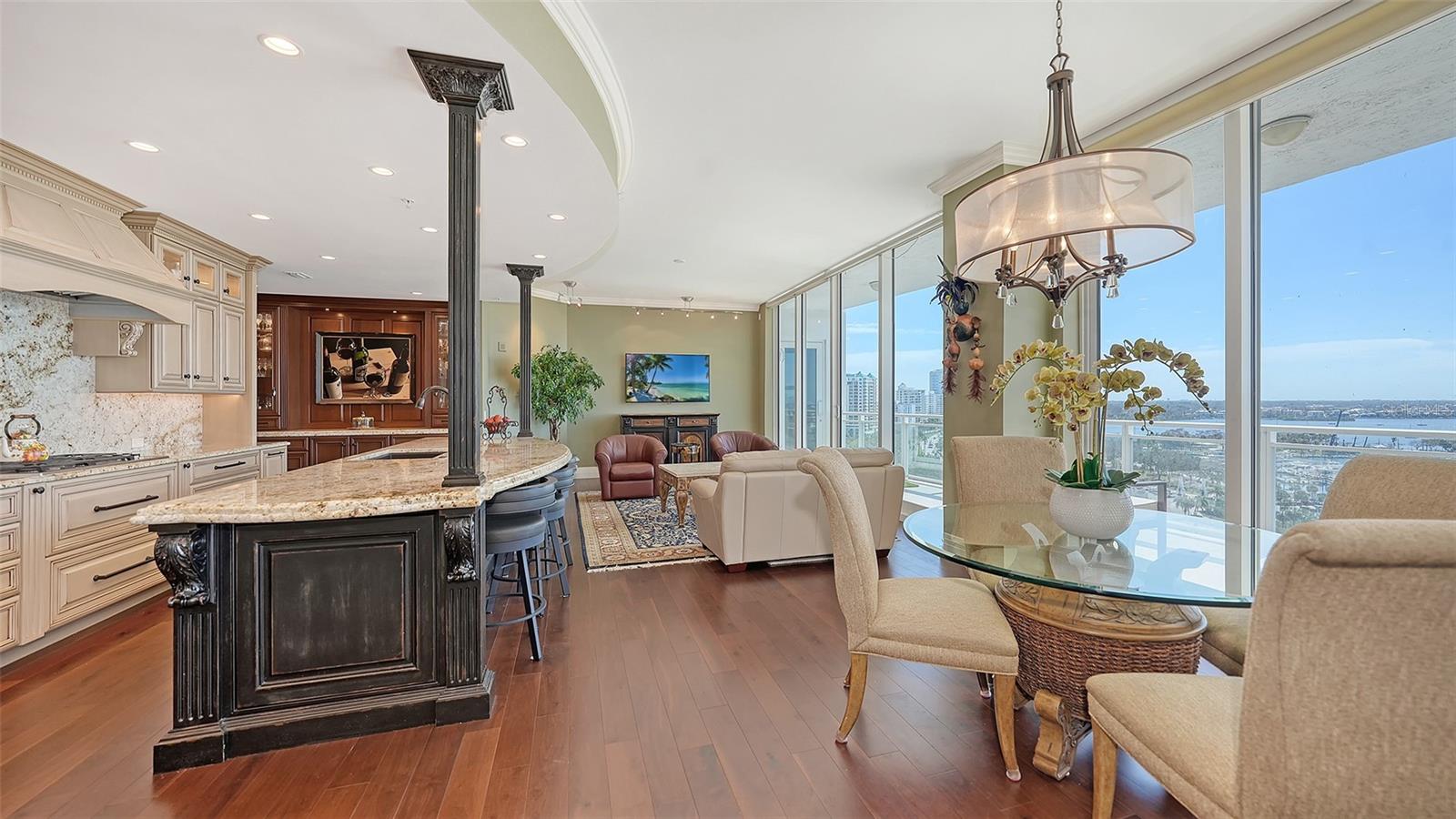 1233 N GULFSTREAM AVE #1001, SARASOTA, FL, 34236