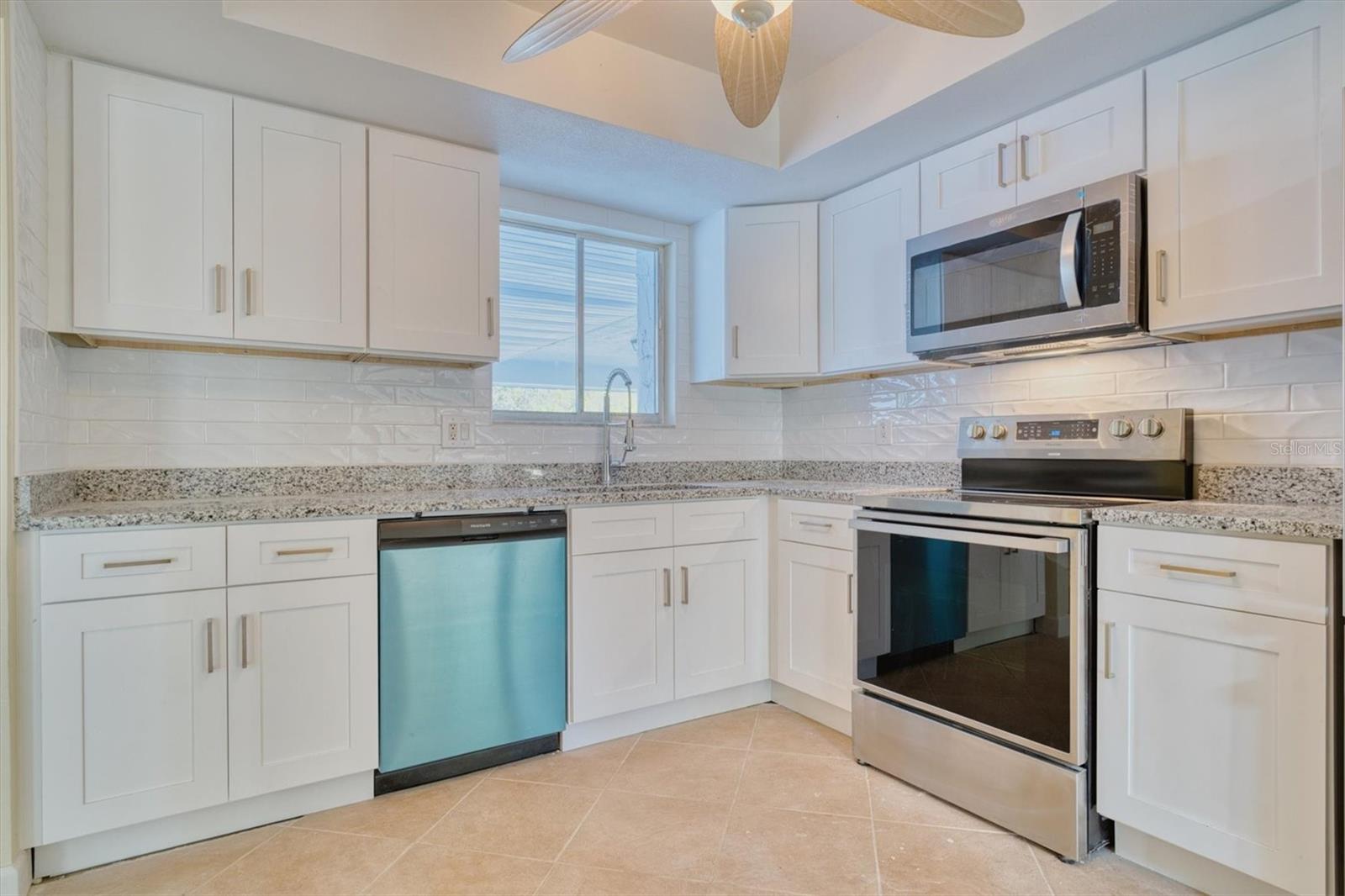 3904 ASHWOOD LN, SARASOTA, FL, 34232