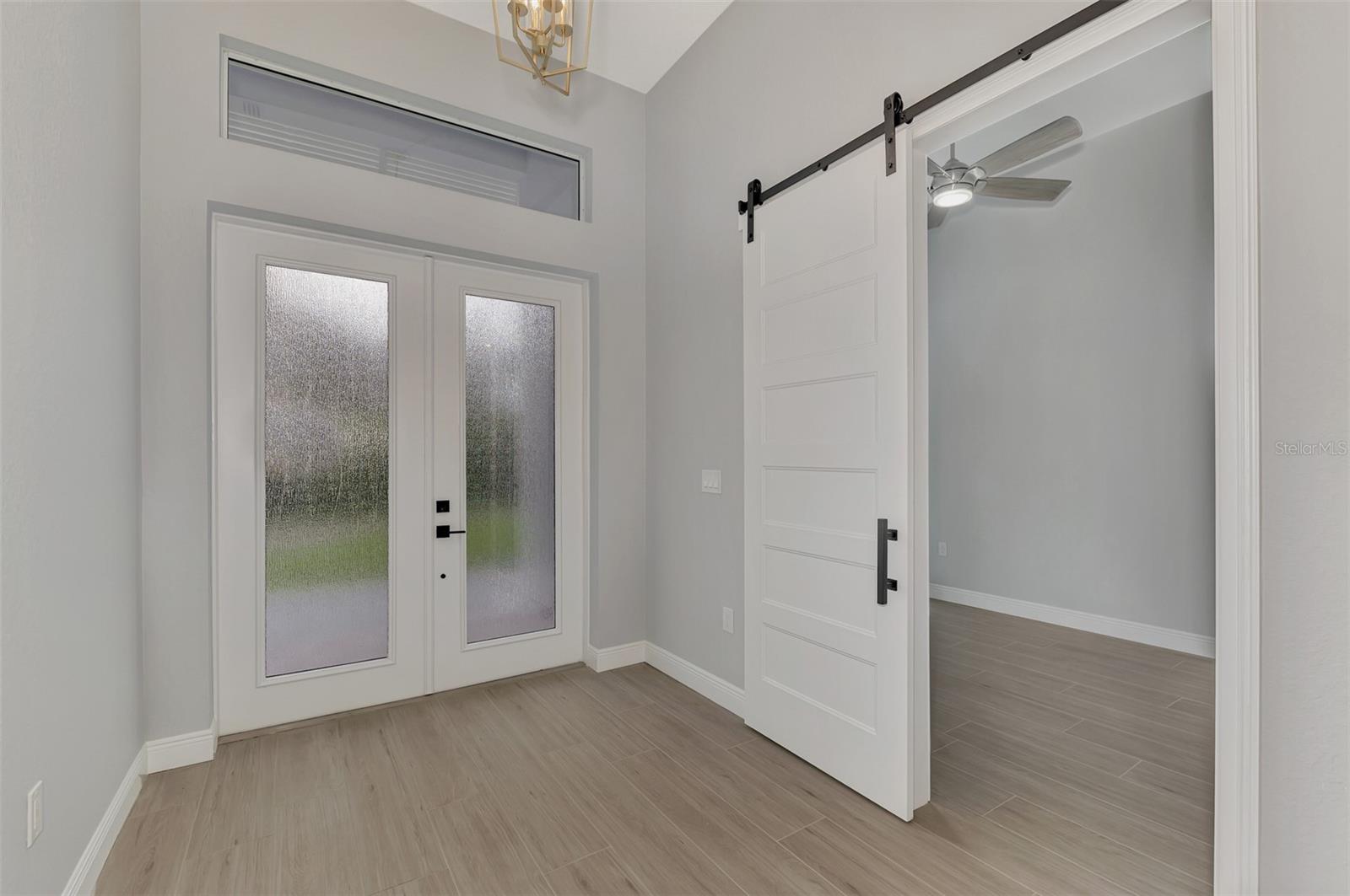 1411 LIGGETT CIR, PORT CHARLOTTE, FL, 33953